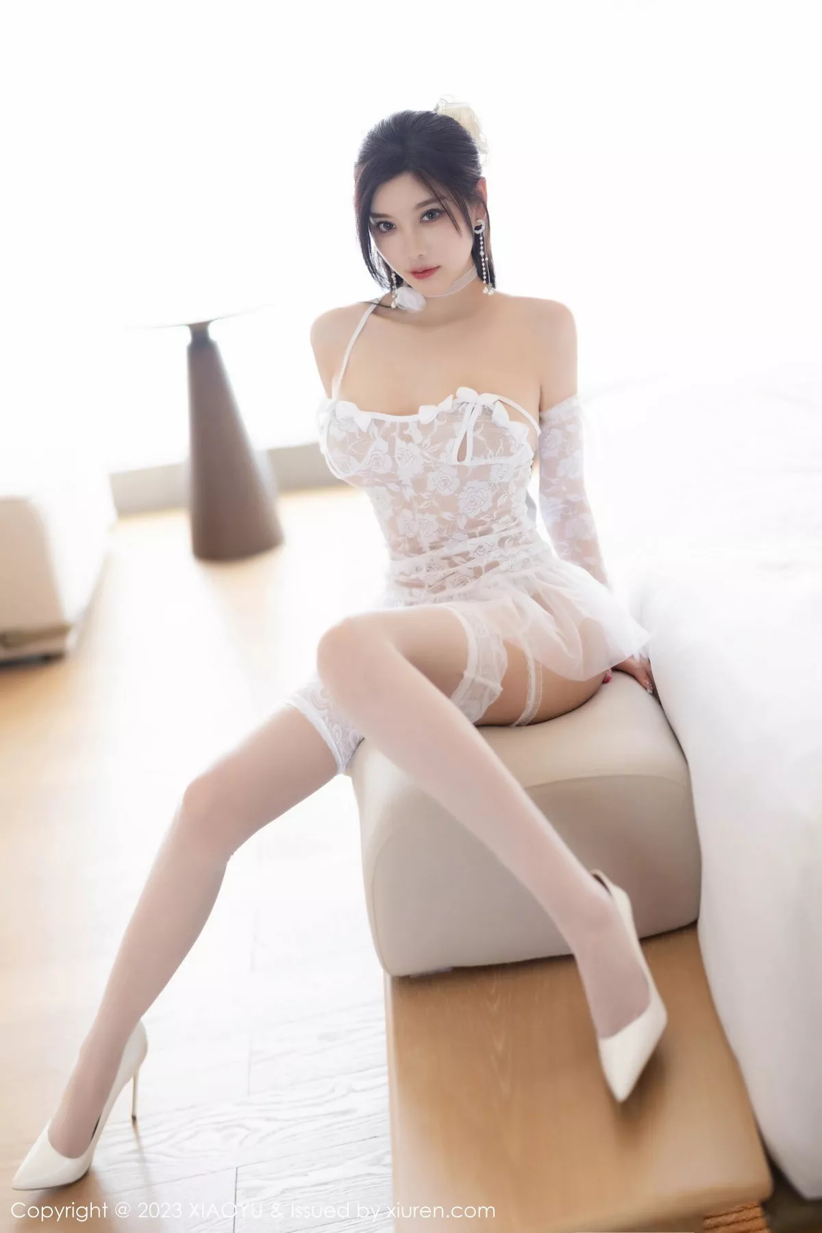 秀人集.com_[XiaoYu画语界]Vol.1095_女神杨晨晨Yome性感白色连衣长裙配白丝袜秀丰腴身材诱惑写真91P