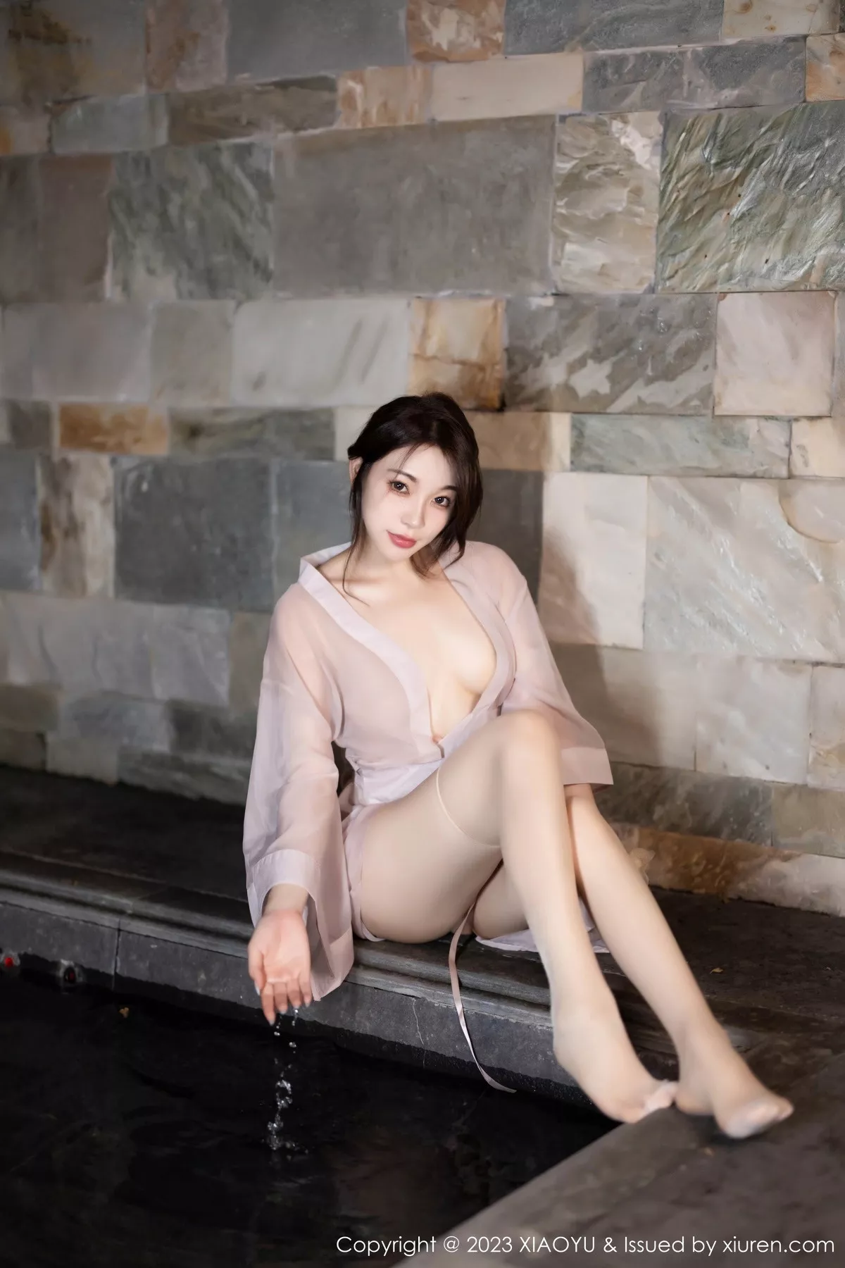 秀人集.com_[XiaoYu画语界]Vol.1076_女神徐莉芝Booty性感轻透薄纱服配超薄肉丝秀曼妙身姿诱惑写真84P