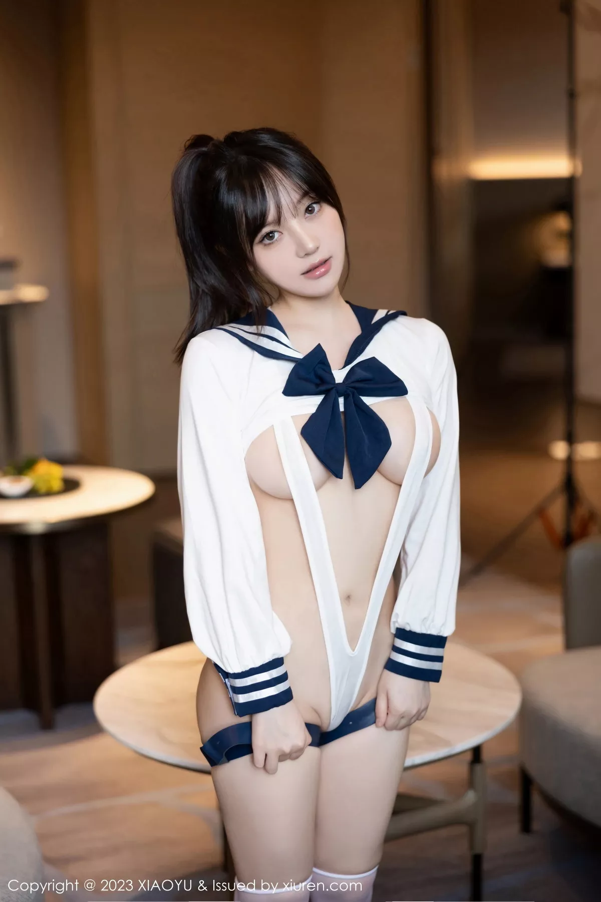 秀人集.com_[XiaoYu画语界]Vol.1105_模特豆瓣酱性感白色高开叉情趣服配白丝袜秀丰满身材诱惑写真81P
