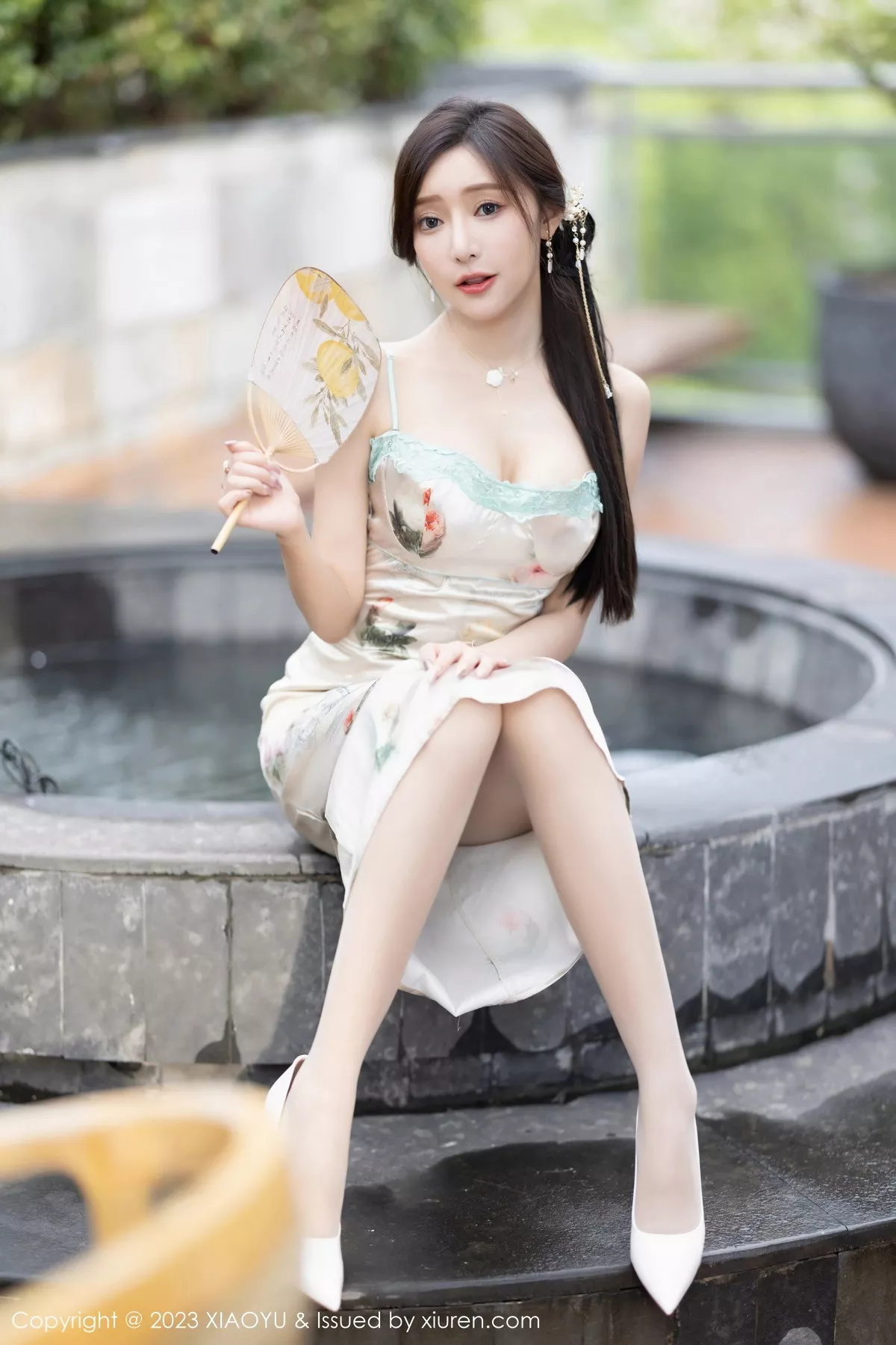 秀人集.com_[XiaoYu画语界]Vol.1097_女神王馨瑶yanni性感浅色吊带长裙+粉色情趣旗袍完美诱惑写真83P