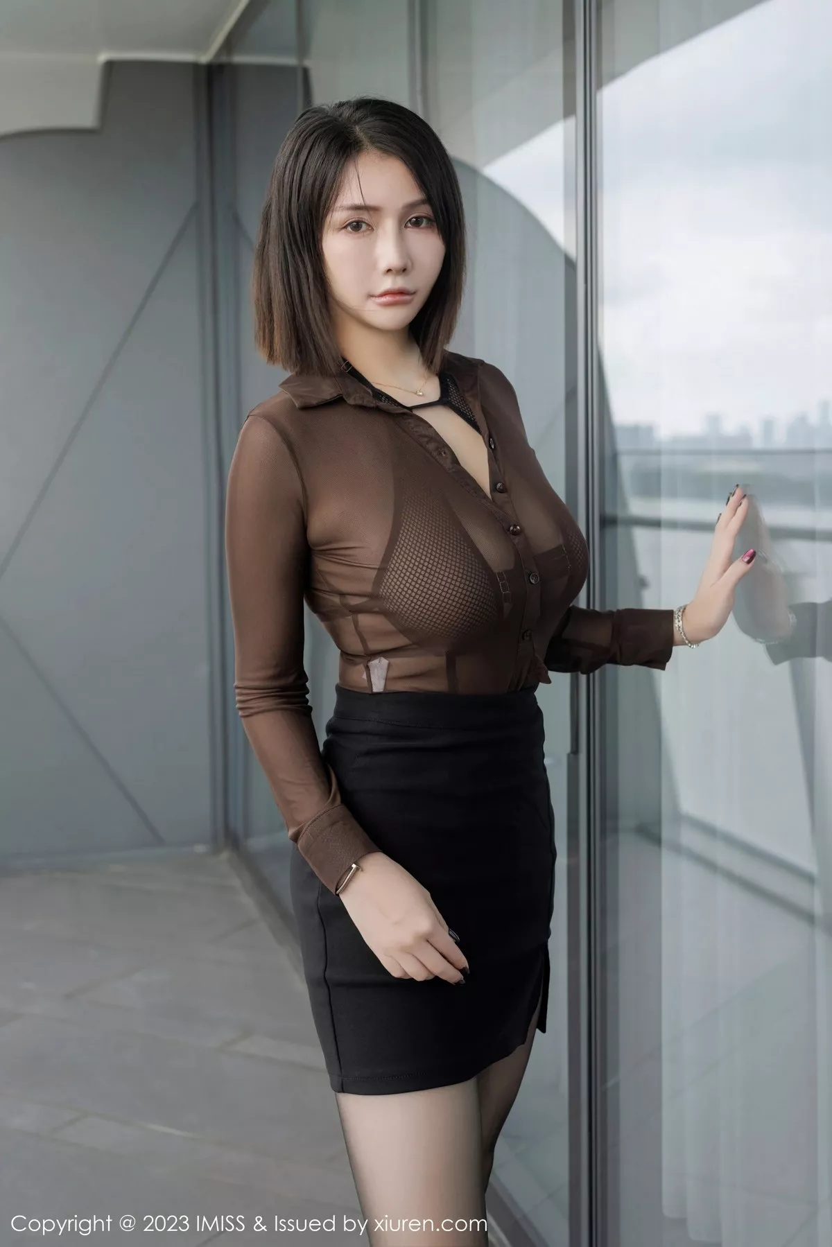 秀人集.com_[IMISS爱蜜社]Vol.744_模特Evon陈赞之性感薄纱上衣配黑短裙露薄纱情趣内衣诱惑写真66P