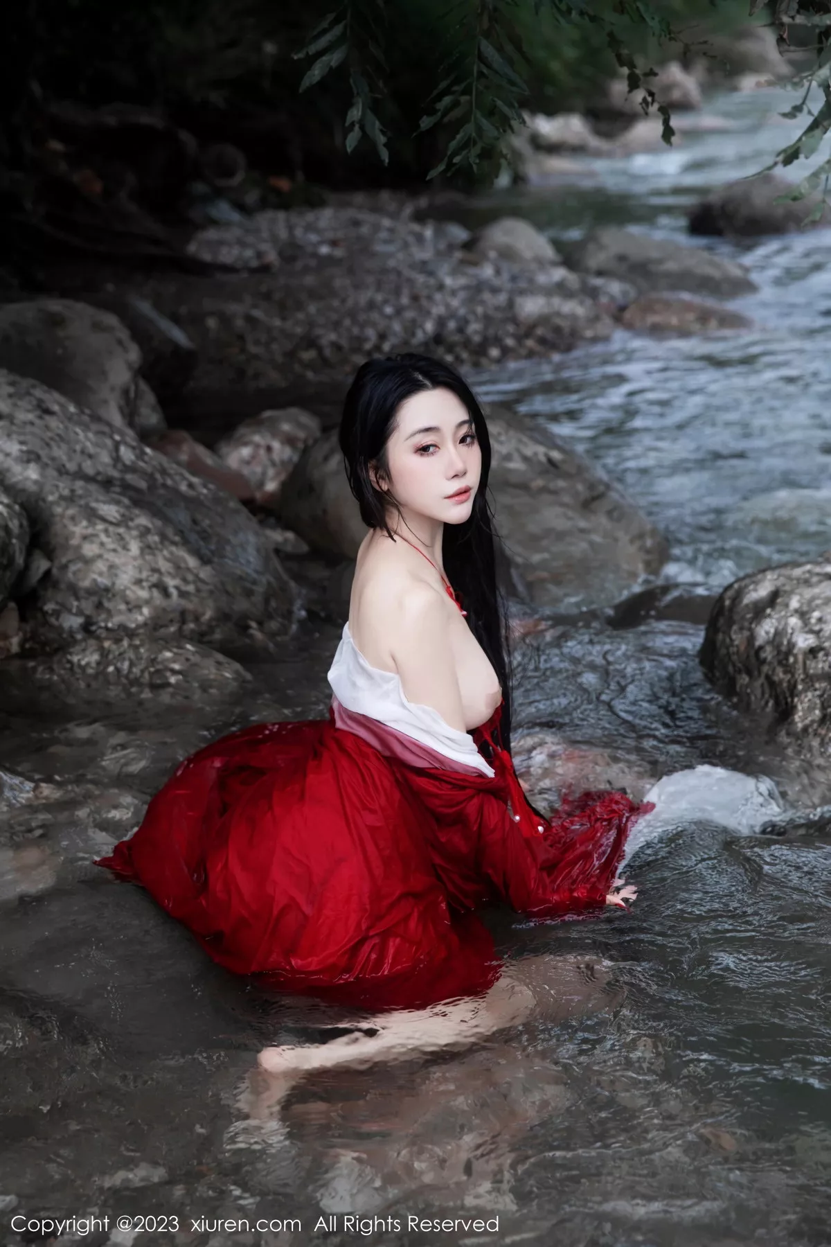 秀人集.com_[XiuRen秀人网]No.7295_模特严利娅Yuliya妲己扮演性感红色薄透古装服饰秀美臀诱惑写真89P