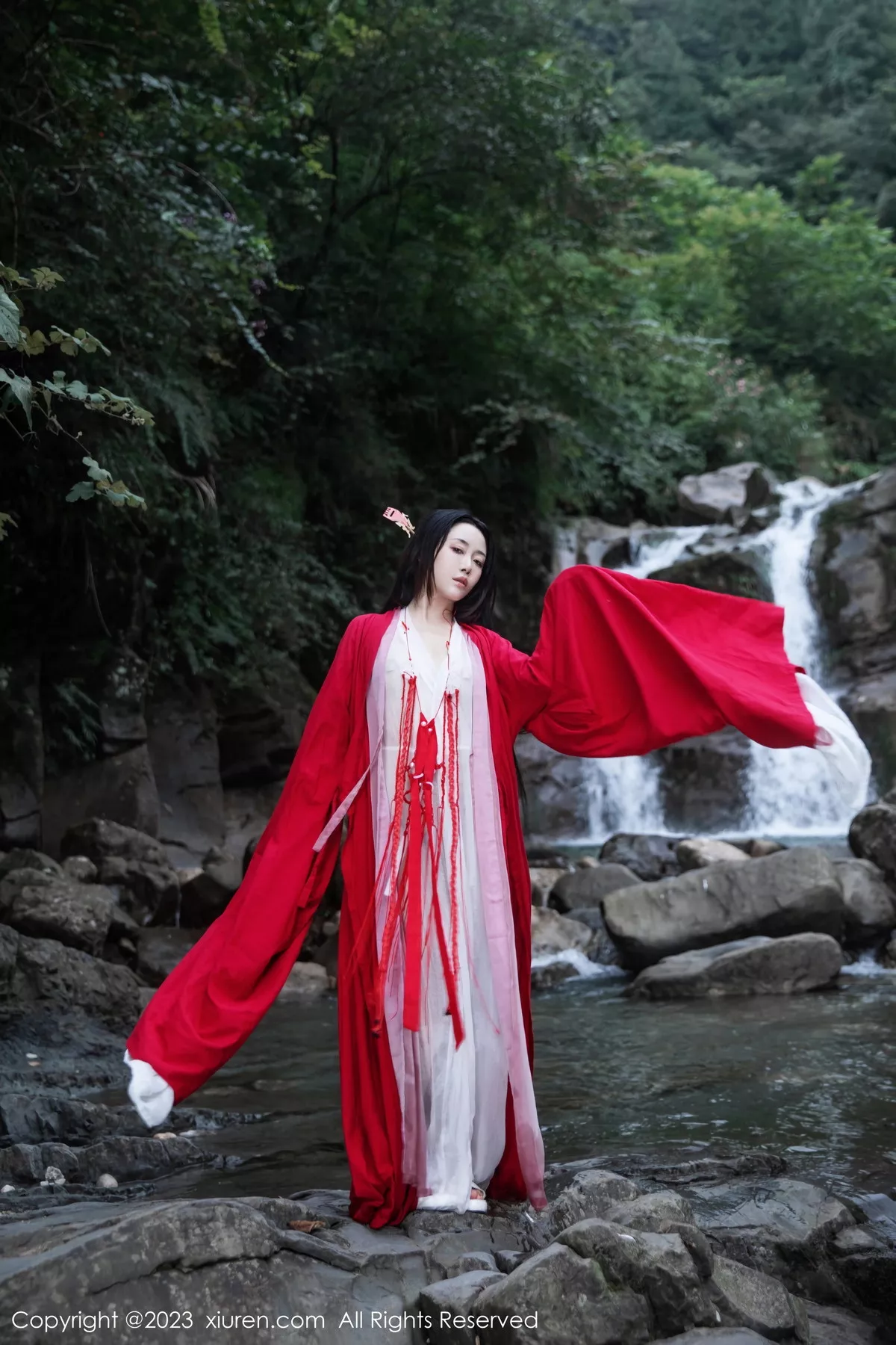 秀人集.com_[XiuRen秀人网]No.7295_模特严利娅Yuliya妲己扮演性感红色薄透古装服饰秀美臀诱惑写真89P