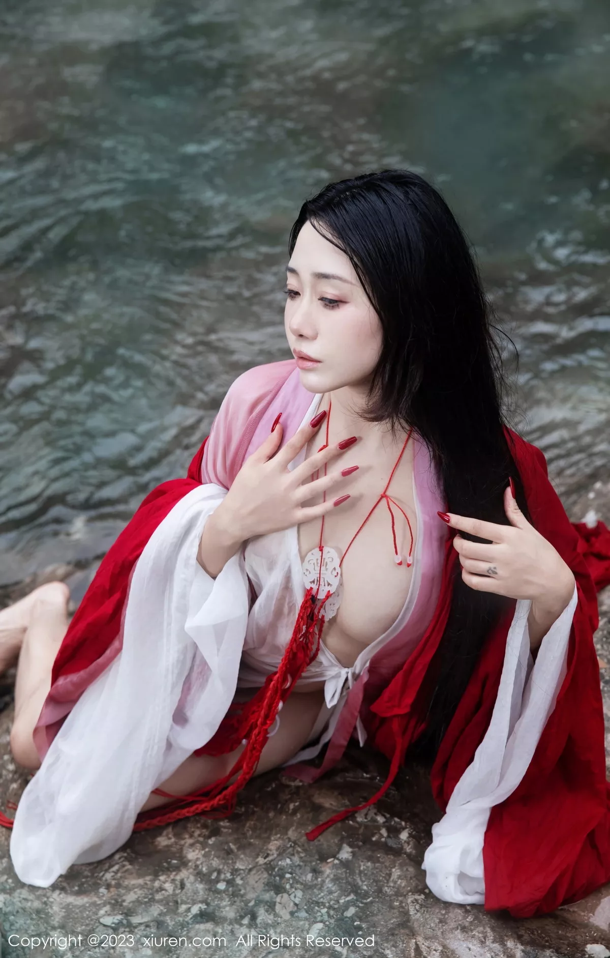 秀人集.com_[XiuRen秀人网]No.7295_模特严利娅Yuliya妲己扮演性感红色薄透古装服饰秀美臀诱惑写真89P