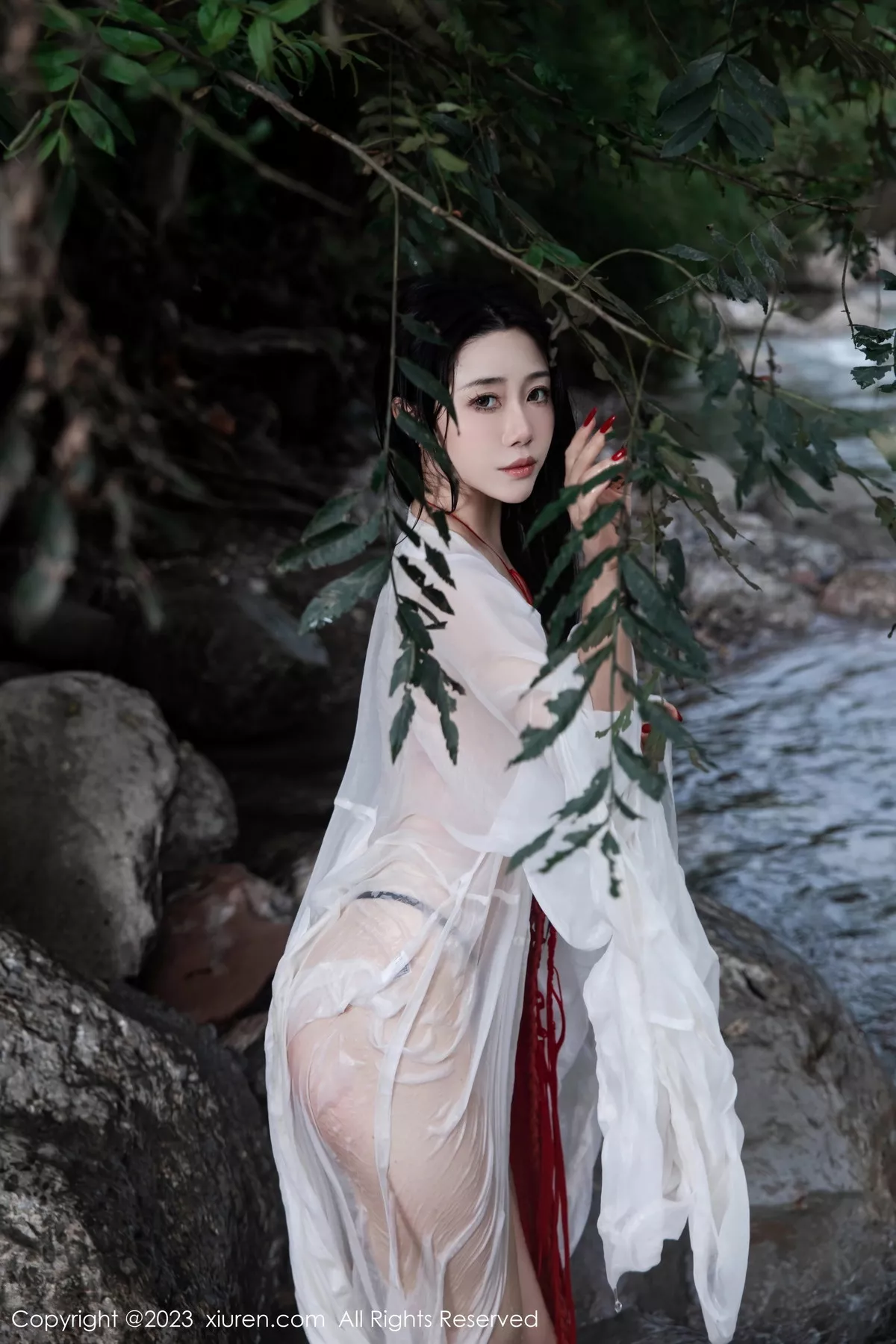 秀人集.com_[XiuRen秀人网]No.7295_模特严利娅Yuliya妲己扮演性感红色薄透古装服饰秀美臀诱惑写真89P