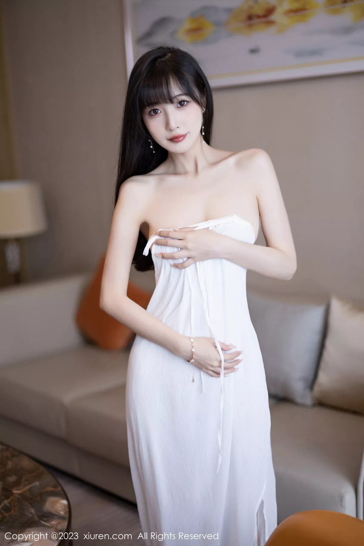 秀人集.com_[XiuRen秀人网]No.7297_模特林星阑性感白色连衣长裙配凉高跟半撩秀翘臀美腿诱惑写真84P