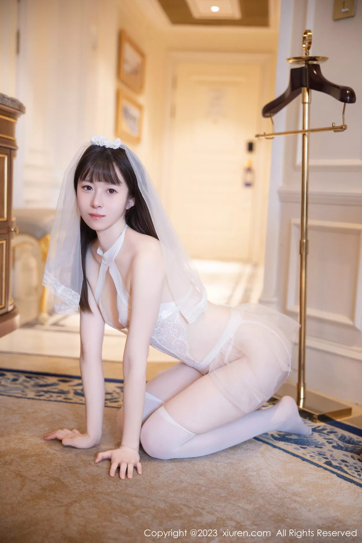 秀人集.com_[XiuRen秀人网]No.7421_模特林悠悠性感白色情趣婚纱服饰配白丝袜秀曼妙身姿诱惑写真82P