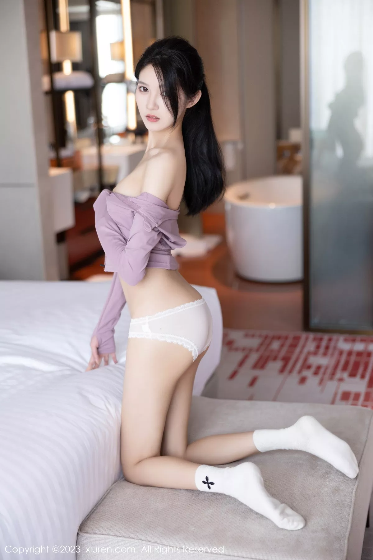 秀人集.com_[XiuRen秀人网]No.7438_模特程程程健身房紫灰色上衣配灰色运动裤秀曼妙身姿诱惑写真84P