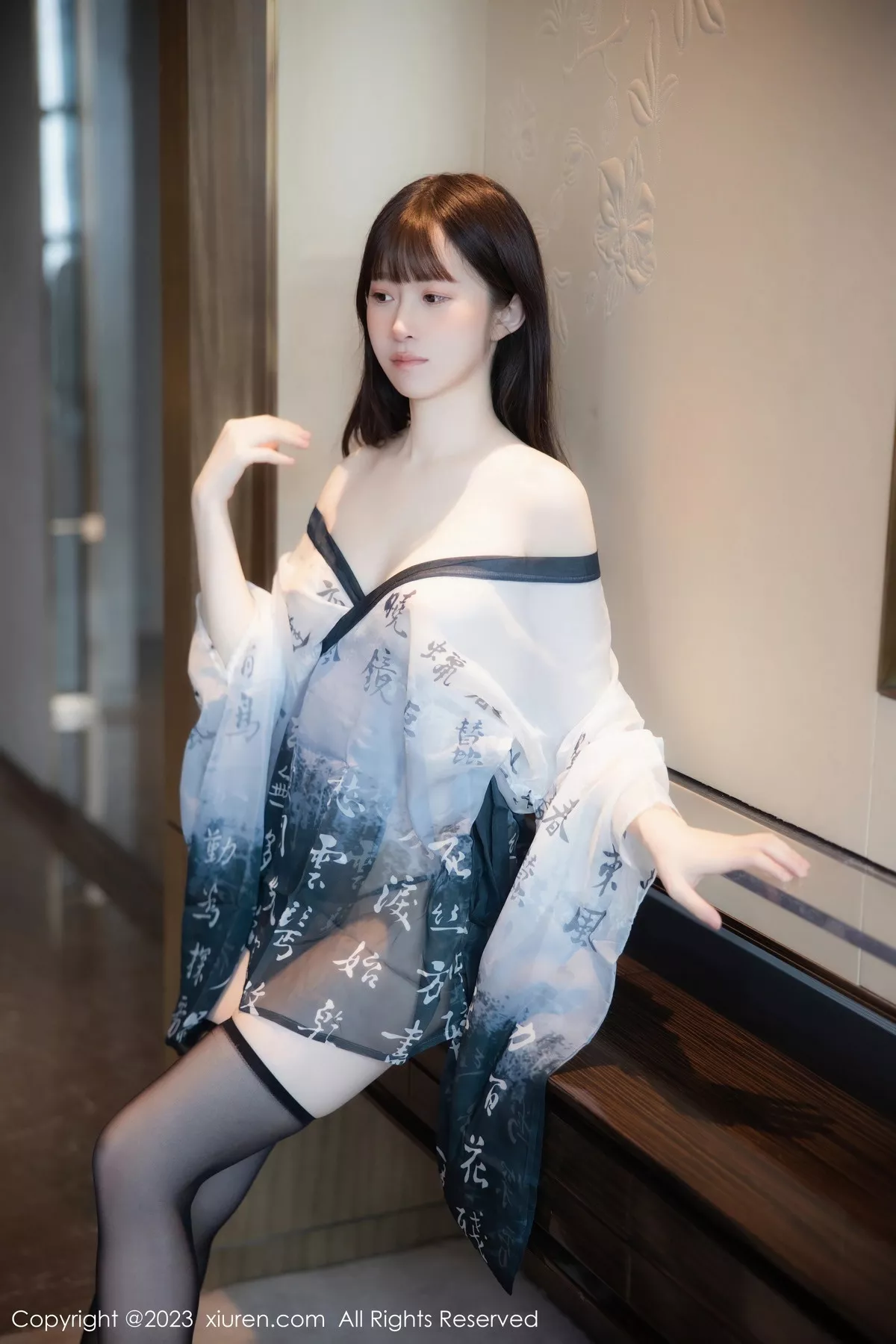 秀人集.com_[XiuRen秀人网]No.7459_模特林悠悠性感黑白薄纱古装服饰配黑丝袜秀曼妙身姿诱惑写真84P