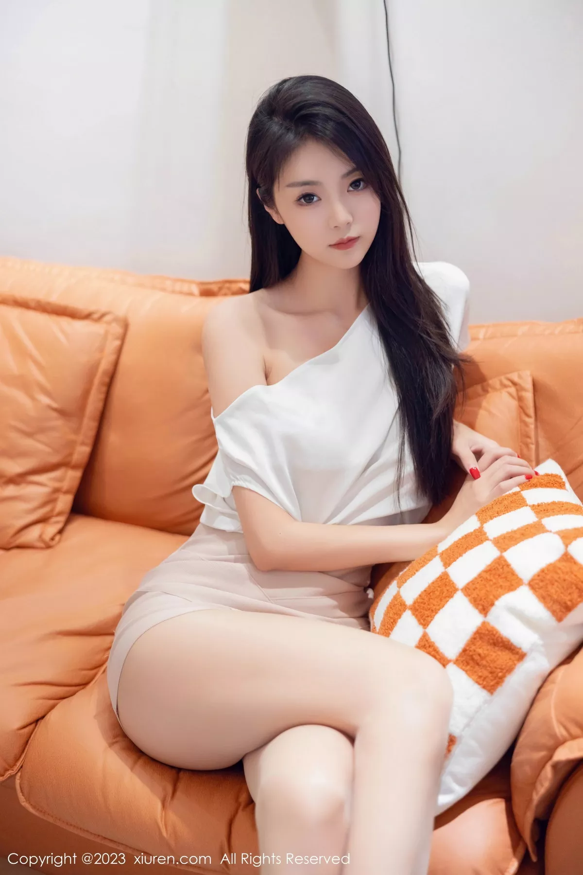 秀人集.com_[XiuRen秀人网]No.7457_模特可乐Vicky性感白色上衣配粉色短裙露原色丝袜妩媚诱惑写真95P