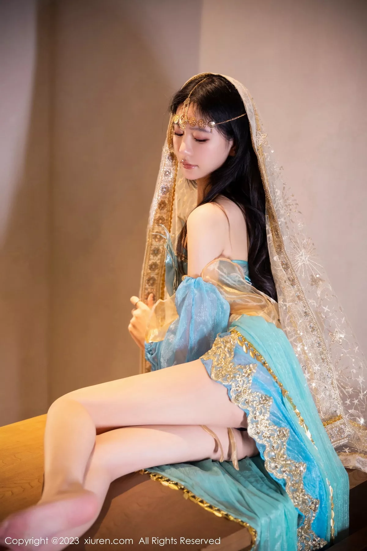 秀人集.com_[XiuRen秀人网]No.7469_模特幼幼性感蓝色西域舞娘短裙露黑色内裤秀白嫩美腿诱惑写真82P