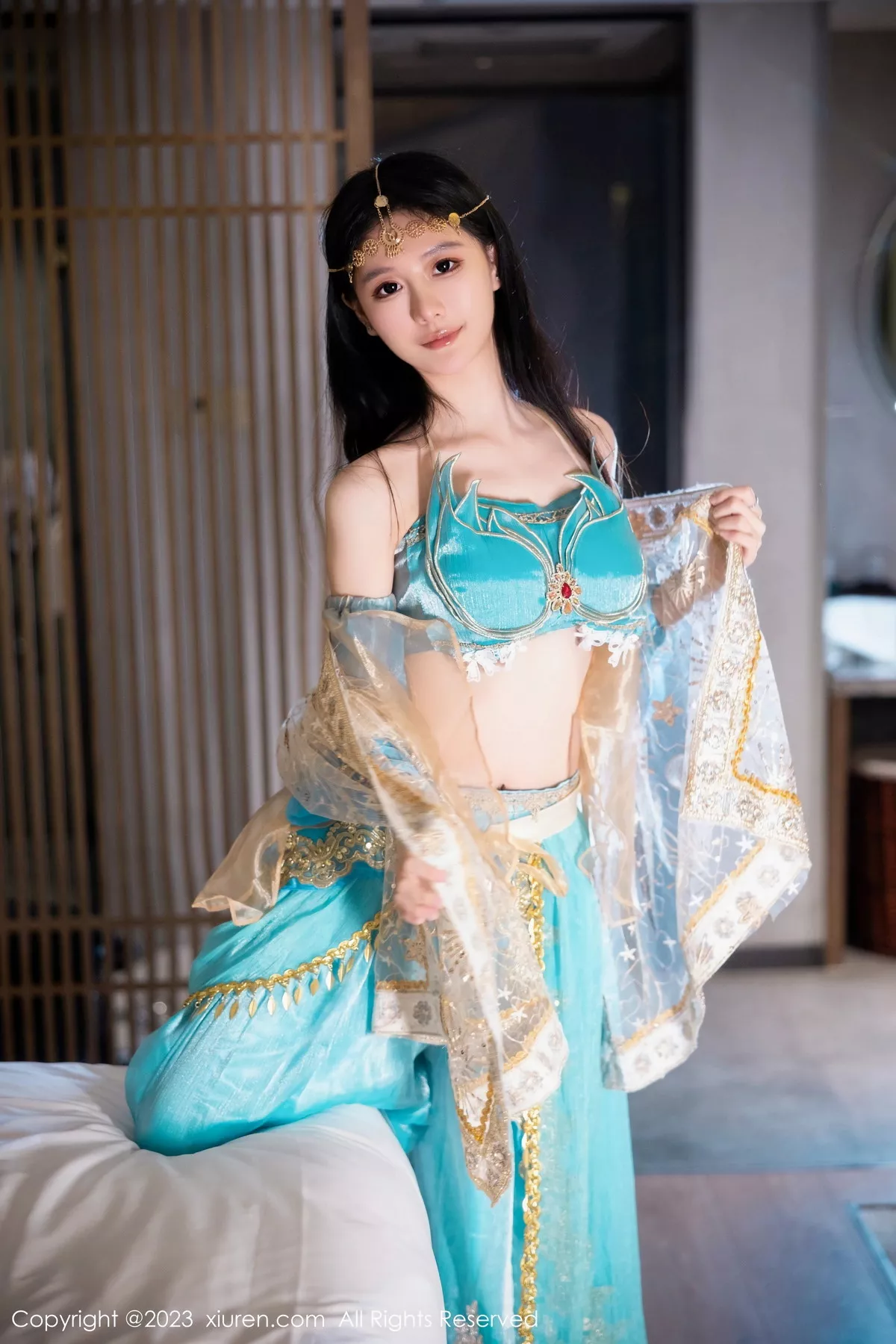 秀人集.com_[XiuRen秀人网]No.7469_模特幼幼性感蓝色西域舞娘短裙露黑色内裤秀白嫩美腿诱惑写真82P