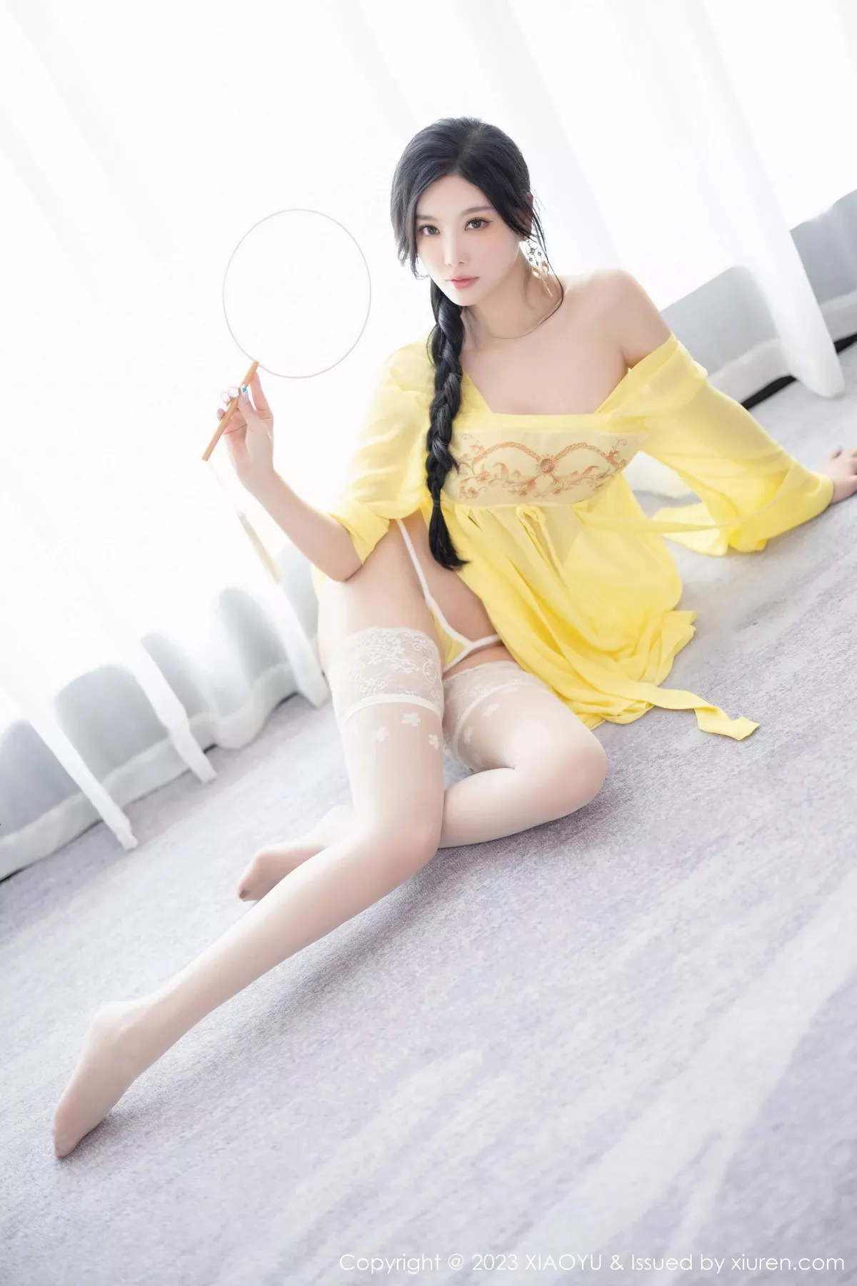 秀人集.com_[XiaoYu画语界]Vol.1126_女神杨晨晨Yome性感黄色连衣短裙配白丝袜秀丰腴身材诱惑写真90P