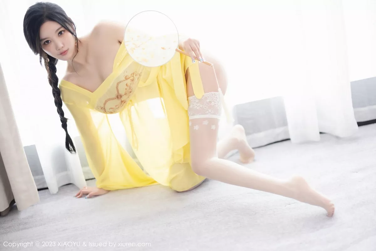 秀人集.com_[XiaoYu画语界]Vol.1126_女神杨晨晨Yome性感黄色连衣短裙配白丝袜秀丰腴身材诱惑写真90P