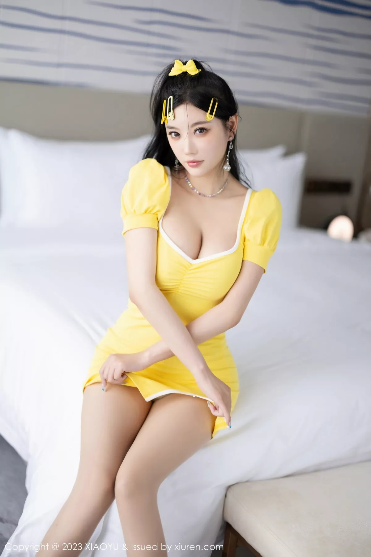 秀人集.com_[XiaoYu画语界]Vol.1126_女神杨晨晨Yome性感黄色连衣短裙配白丝袜秀丰腴身材诱惑写真90P