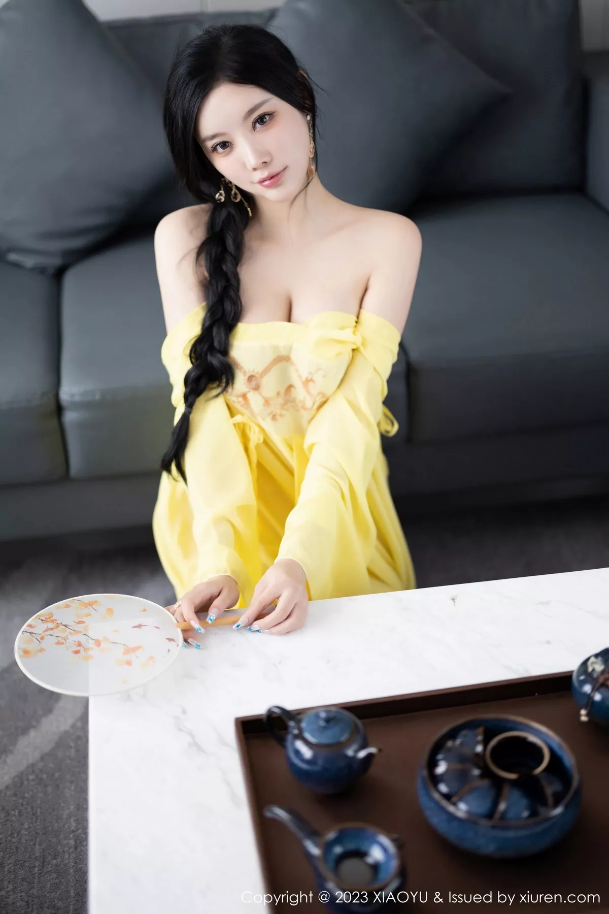 秀人集.com_[XiaoYu画语界]Vol.1126_女神杨晨晨Yome性感黄色连衣短裙配白丝袜秀丰腴身材诱惑写真90P