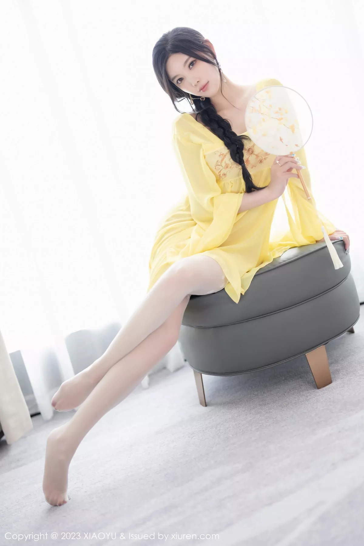 秀人集.com_[XiaoYu画语界]Vol.1126_女神杨晨晨Yome性感黄色连衣短裙配白丝袜秀丰腴身材诱惑写真90P