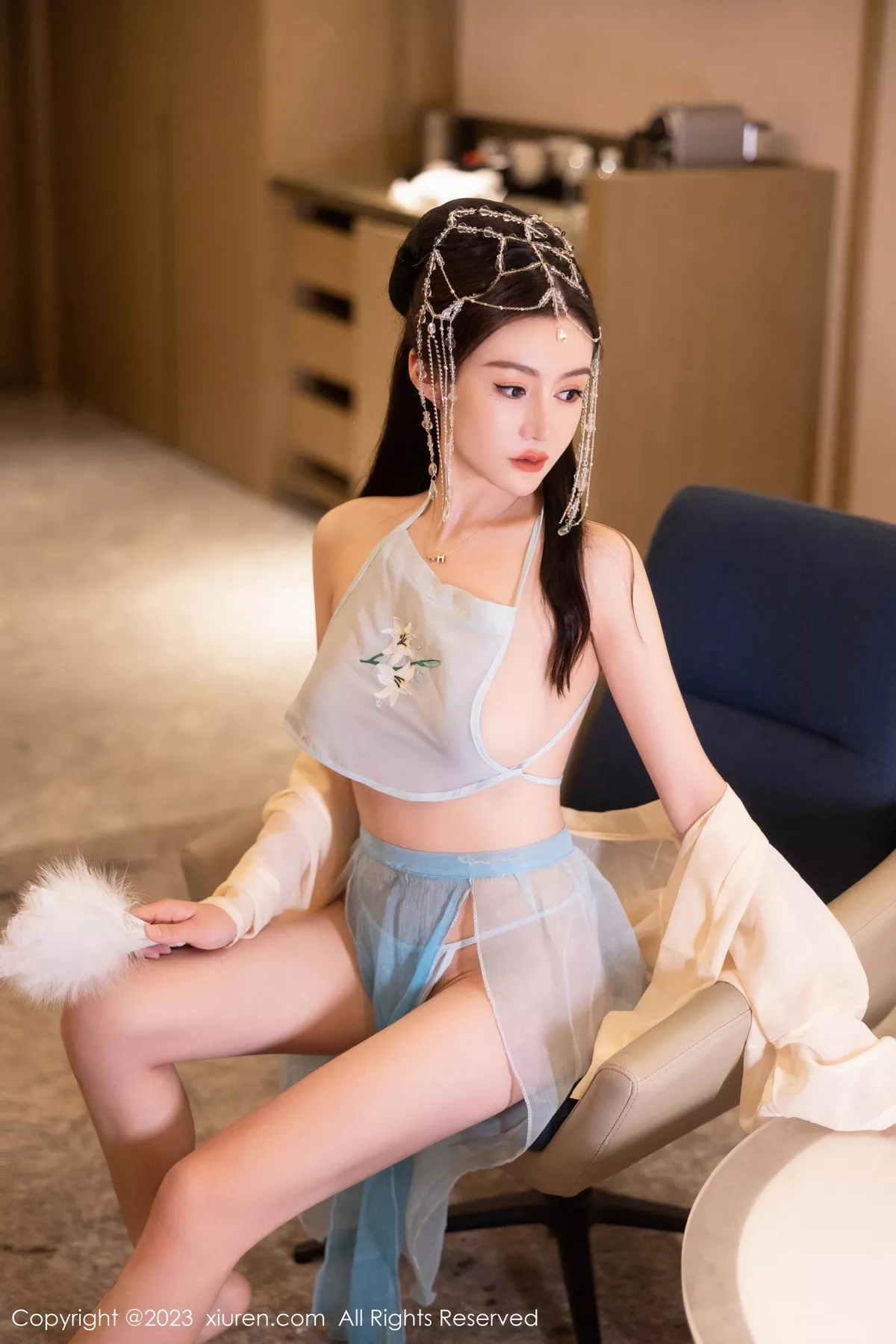秀人集.com_[XiuRen秀人网]No.7514_模特唐宁宁私房浴室性感浅色薄纱古装服饰秀丰腴身姿诱惑写真75P