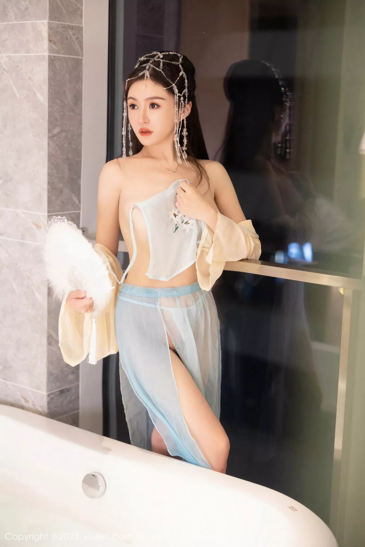 秀人集.com_[XiuRen秀人网]No.7514_模特唐宁宁私房浴室性感浅色薄纱古装服饰秀丰腴身姿诱惑写真75P