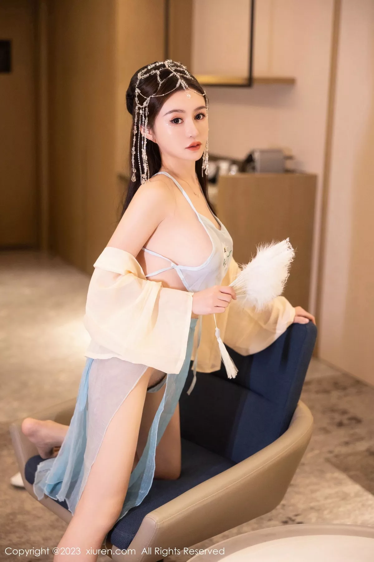 秀人集.com_[XiuRen秀人网]No.7514_模特唐宁宁私房浴室性感浅色薄纱古装服饰秀丰腴身姿诱惑写真75P