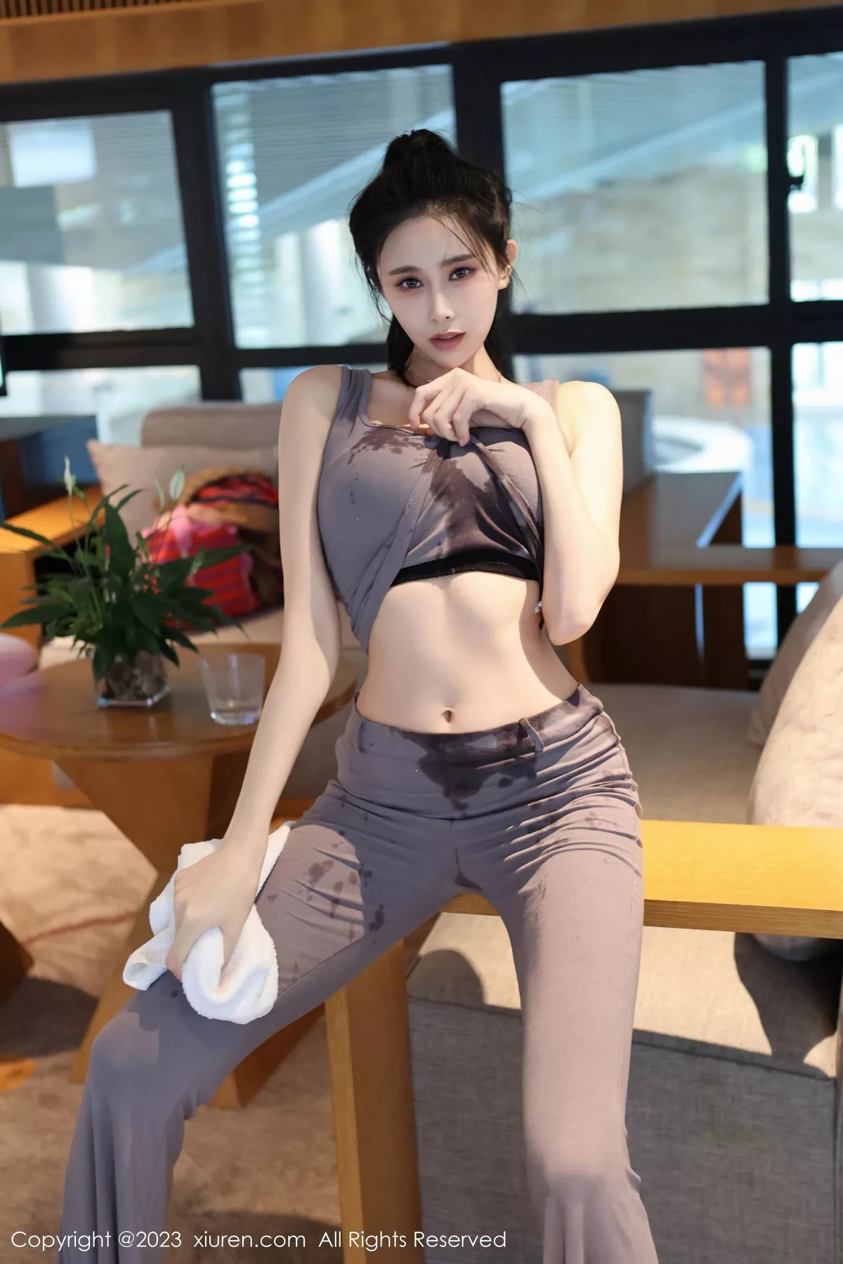秀人集.com_[XiuRen秀人网]No.7512_模特草莓mm性感灰色运动服露粉色内衣秀曼妙身姿迷人诱惑写真71P