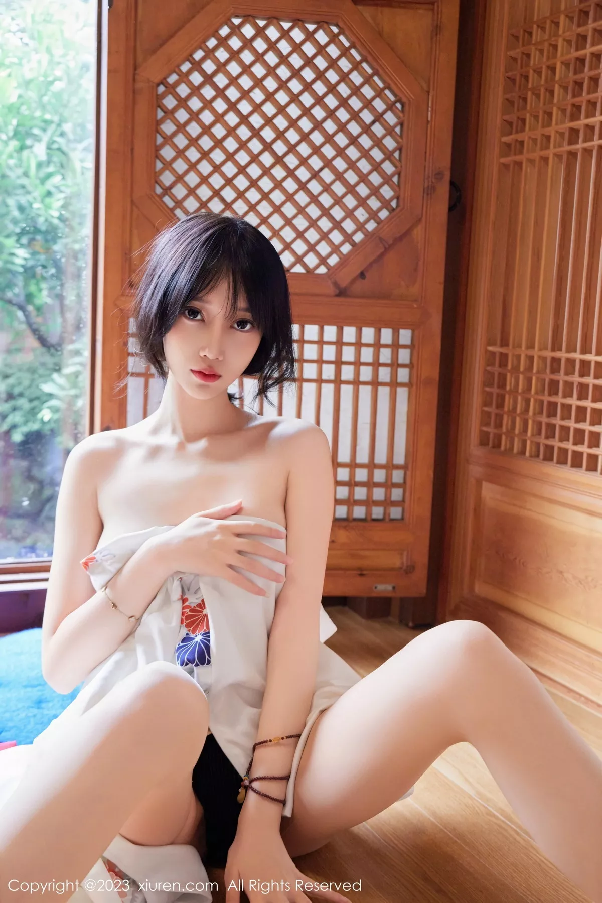 秀人集.com_[XiuRen秀人网]No.7610_模特玥儿玥er性感白色日式和服配开档肉丝秀完美身材诱惑写真60P