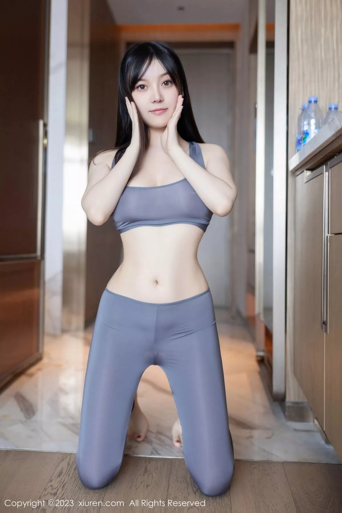 秀人集.com_[XiuRen秀人网]No.7543_模特豆瓣酱健身房性感灰色运动瑜伽服紧身秀丰满身材诱惑写真82P