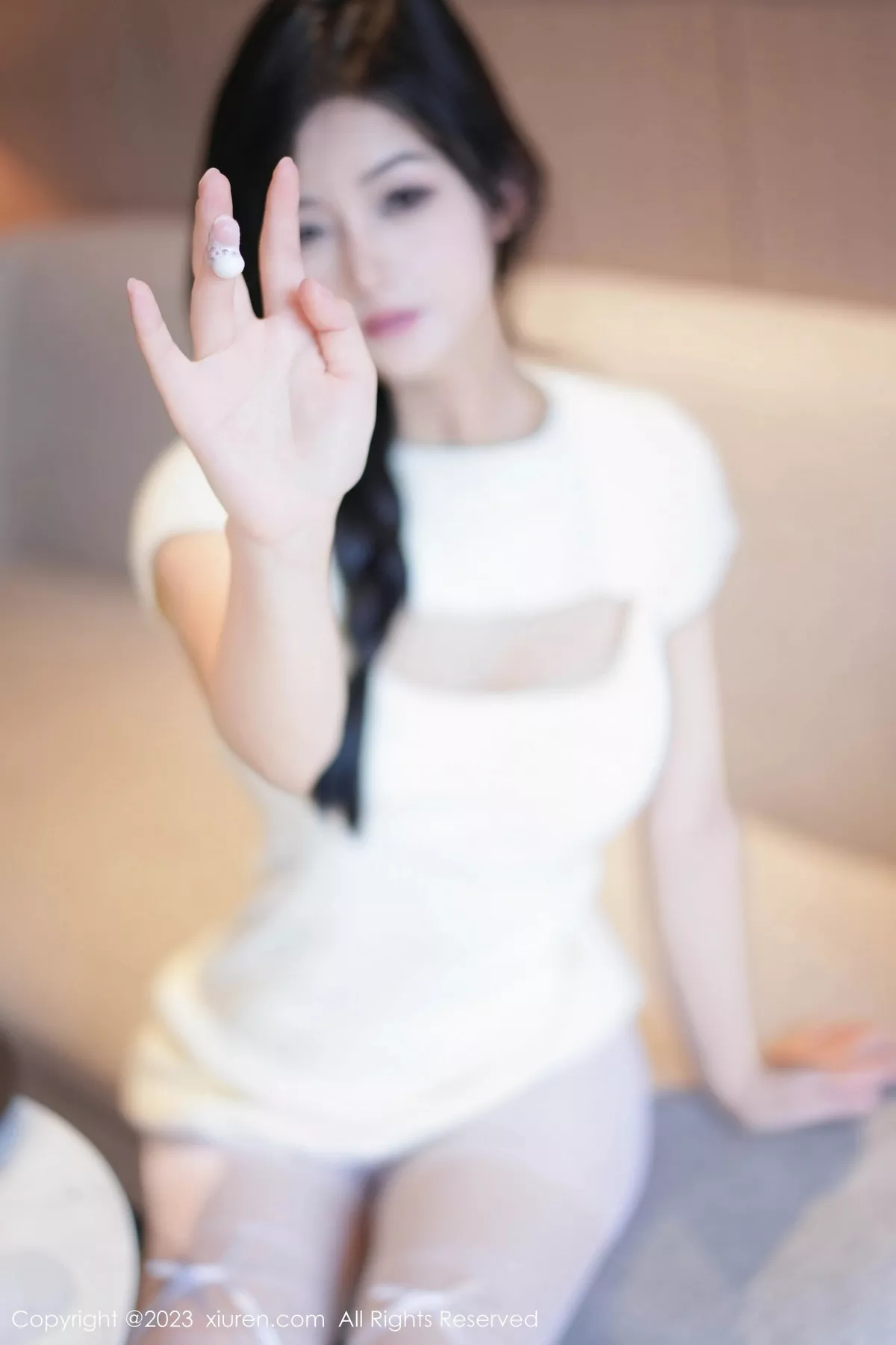 秀人集.com_[XiuRen秀人网]No.7542_模特小逗逗性感黑色OL装露蓝灰色蕾丝内衣配超薄黑丝诱惑写真78P