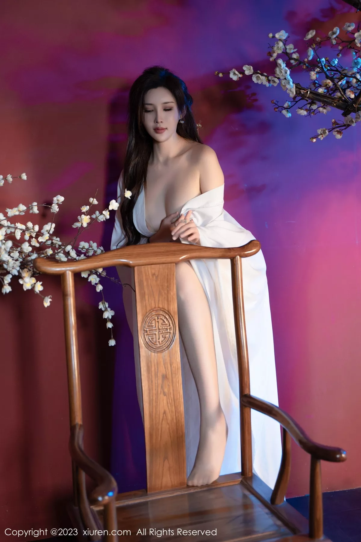 秀人集.com_[XiuRen秀人网]No.7625_女神Carol周妍希性感白色汉服配超薄肉丝秀丰满身材诱惑写真104P