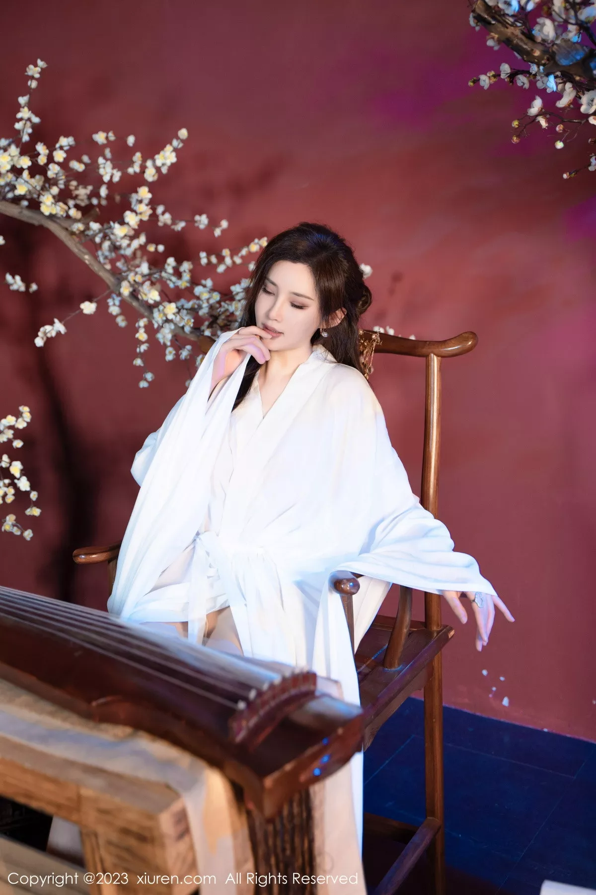 秀人集.com_[XiuRen秀人网]No.7625_女神Carol周妍希性感白色汉服配超薄肉丝秀丰满身材诱惑写真104P
