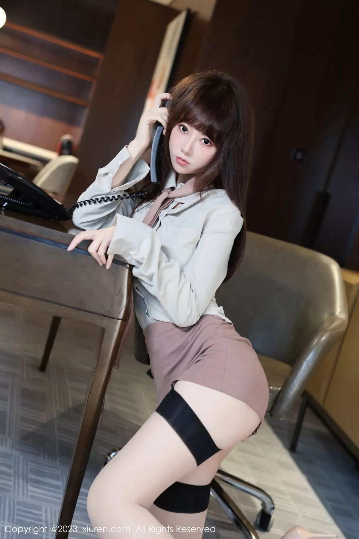 秀人集.com_[XiuRen秀人网]No.7643_模特白笑笑情趣捆绑主题性感枣红内衣配黑丝吊袜迷人诱惑写真82P