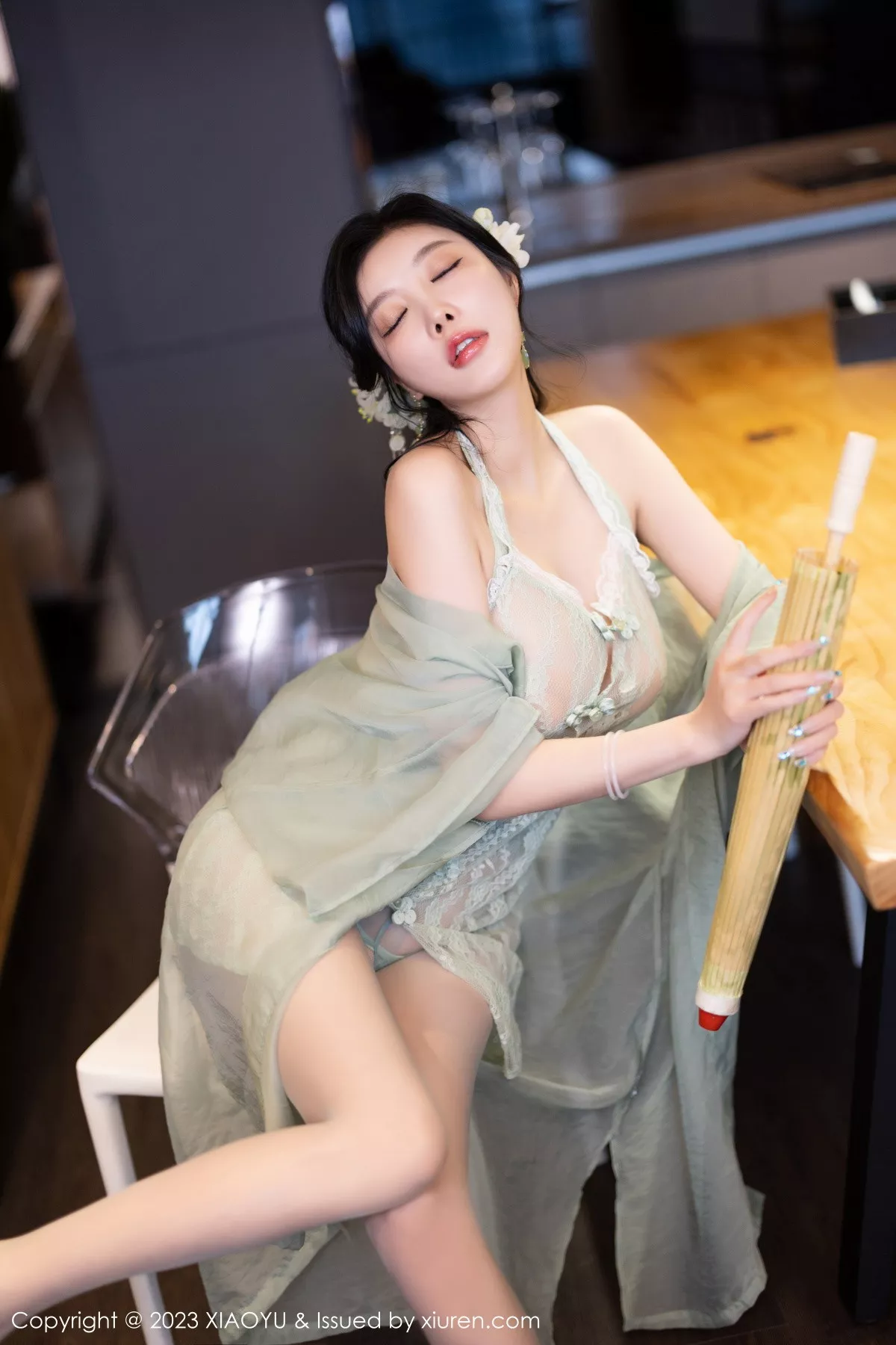 秀人集.com_[XiaoYu画语界]Vol.1143_女神杨晨晨性感淡绿薄纱短裙露绿灰色蕾丝情趣服完美诱惑写真93P
