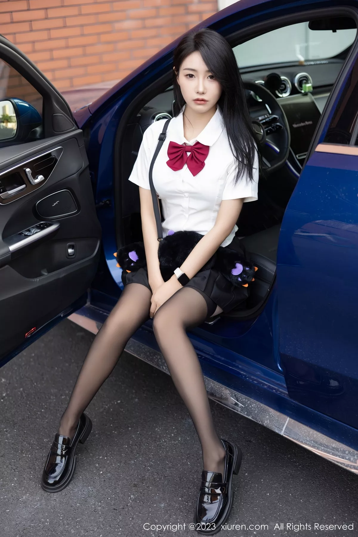 秀人集.com_[XiuRen秀人网]No.7653_模特苏苏阿性感白T配黑短裙露黑色吊带秀曼妙身姿迷人诱惑写真87P