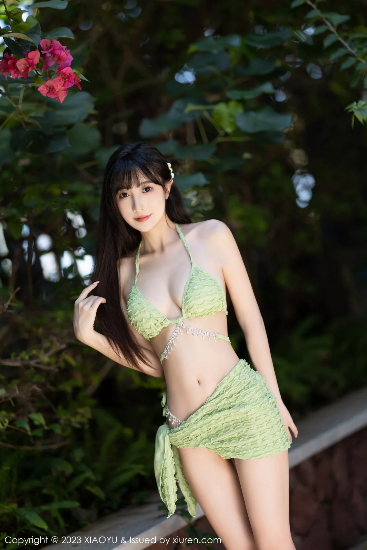 秀人集.com_[XiaoYu画语界]Vol.1145_模特林星阑性感绿色比基尼服饰+灰色薄纱情趣服饰惹火诱惑写真82P
