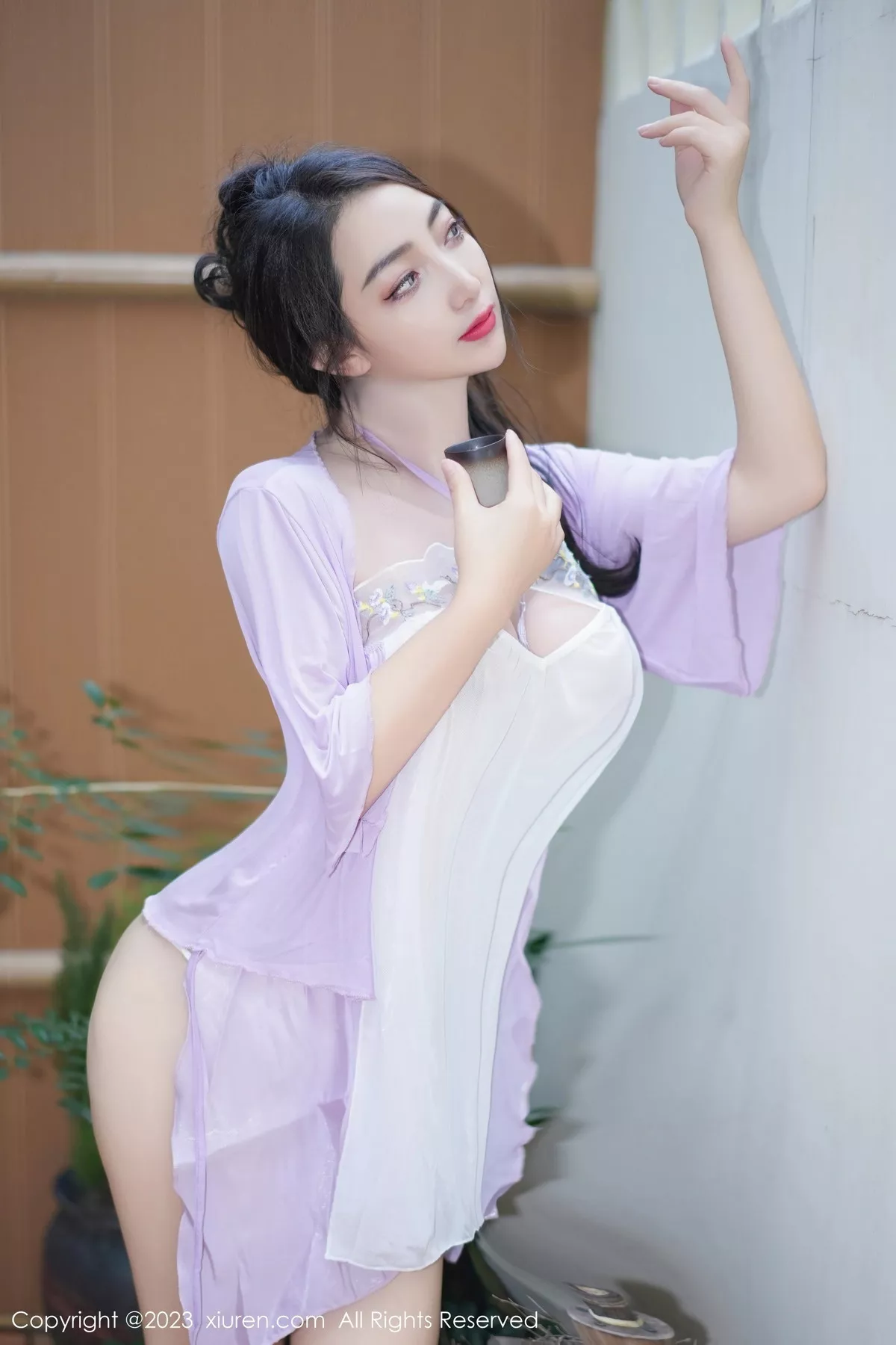 秀人集.com_[XiuRen秀人网]No.7665_模特娇喘JC性感紫色薄纱古典服配情趣内衣秀惹火身材诱惑写真61P