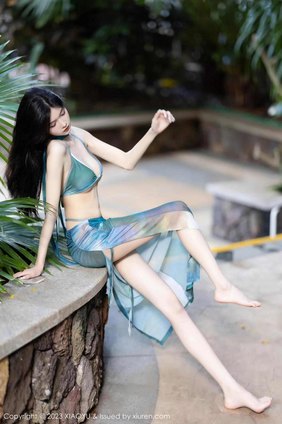 秀人集.com_[XiaoYu画语界]Vol.1146_模特程程程性感墨绿色比基尼+红色开胸服饰秀曼妙身姿诱惑写真86P