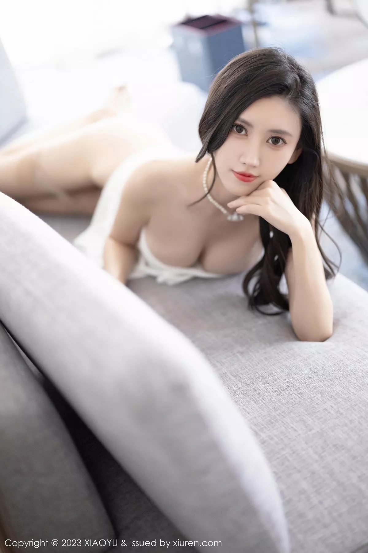 秀人集.com_[XiaoYu画语界]Vol.1154_模特章芃芃性感白色连衣短裙露链式情趣内衣秀火辣身材诱惑写真92P