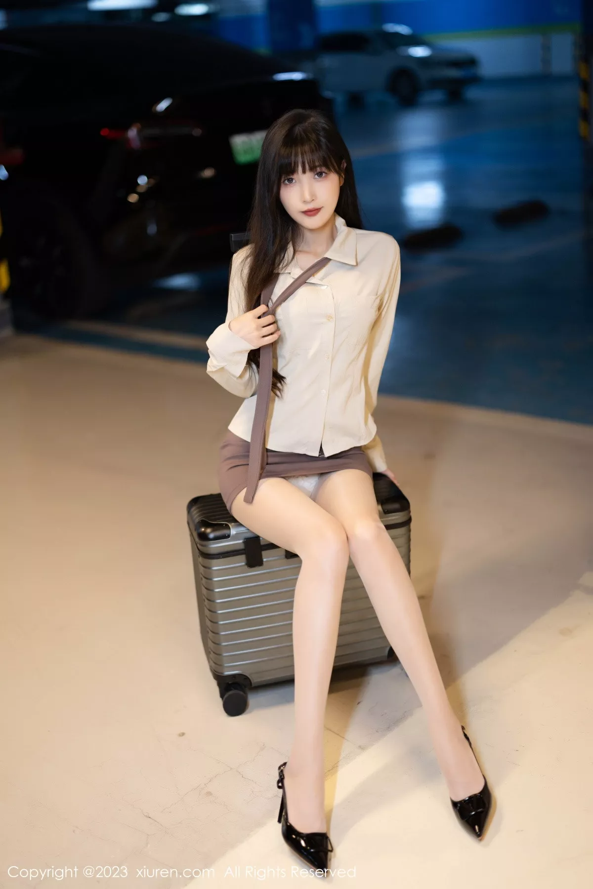 秀人集.com_[XiuRen秀人网]No.7745_模特林星阑性感杏色上衣配短裙露原色丝袜秀苗条身材诱惑写真83P