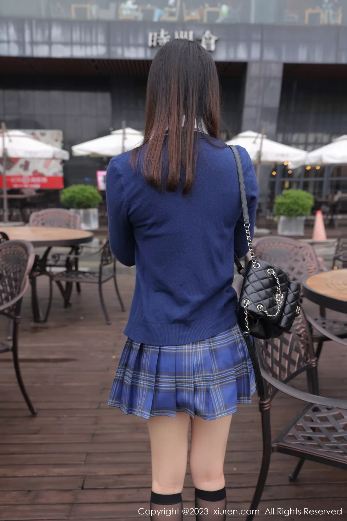 秀人集.com_[XiuRen秀人网]No.7754_模特豆瓣酱性感蓝色上衣配蓝色格子短裙露白色蕾丝内衣诱惑写真92P
