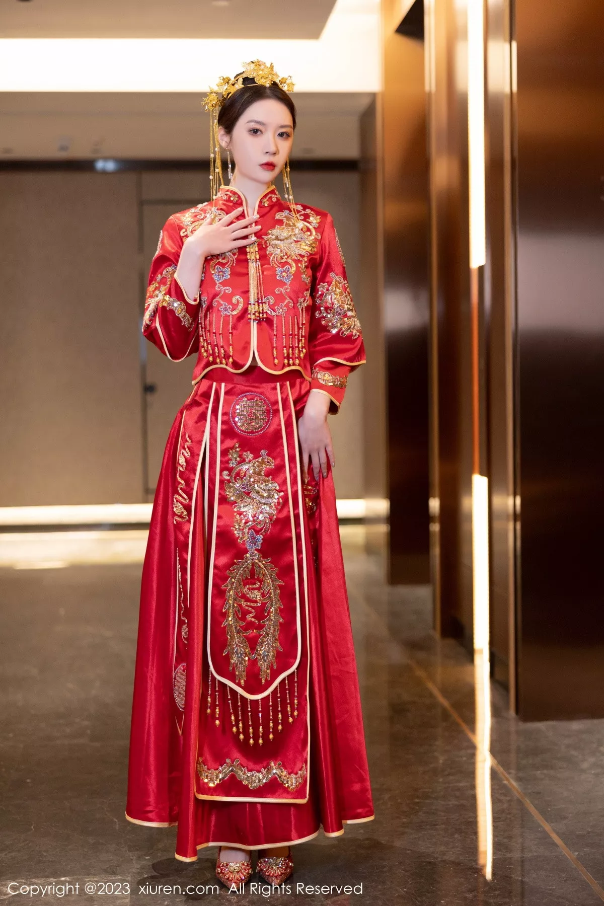 秀人集.com_[XiuRen秀人网]No.7766_模特梦心玥性感红色中式婚服露红色薄透肚兜内衣撩人诱惑写真88P