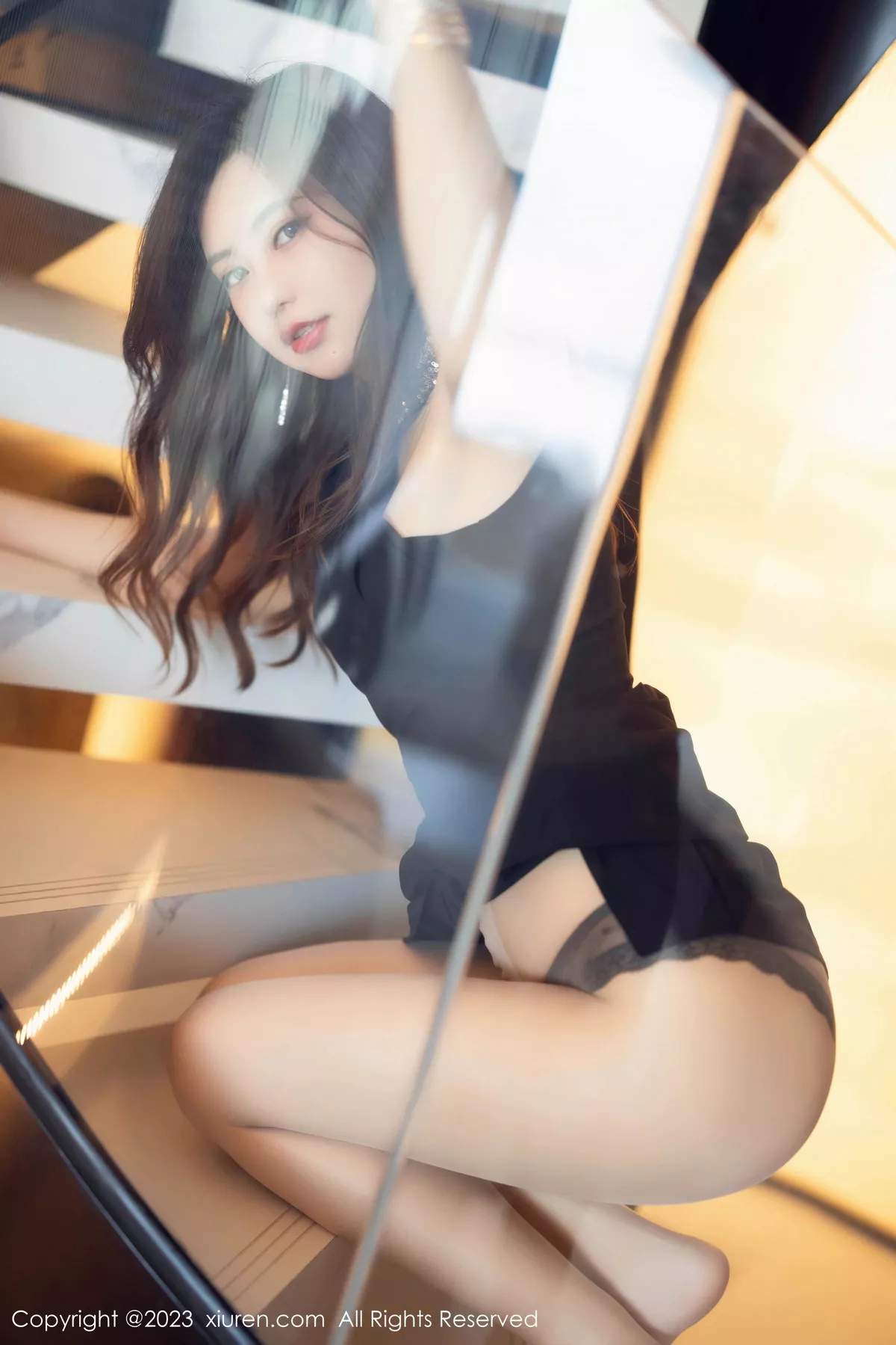 秀人集.com_[XiuRen秀人网]No.7782_女神绮里嘉ula性感黑色礼裙配超薄肉丝秀婀娜动人身姿诱惑写真83P