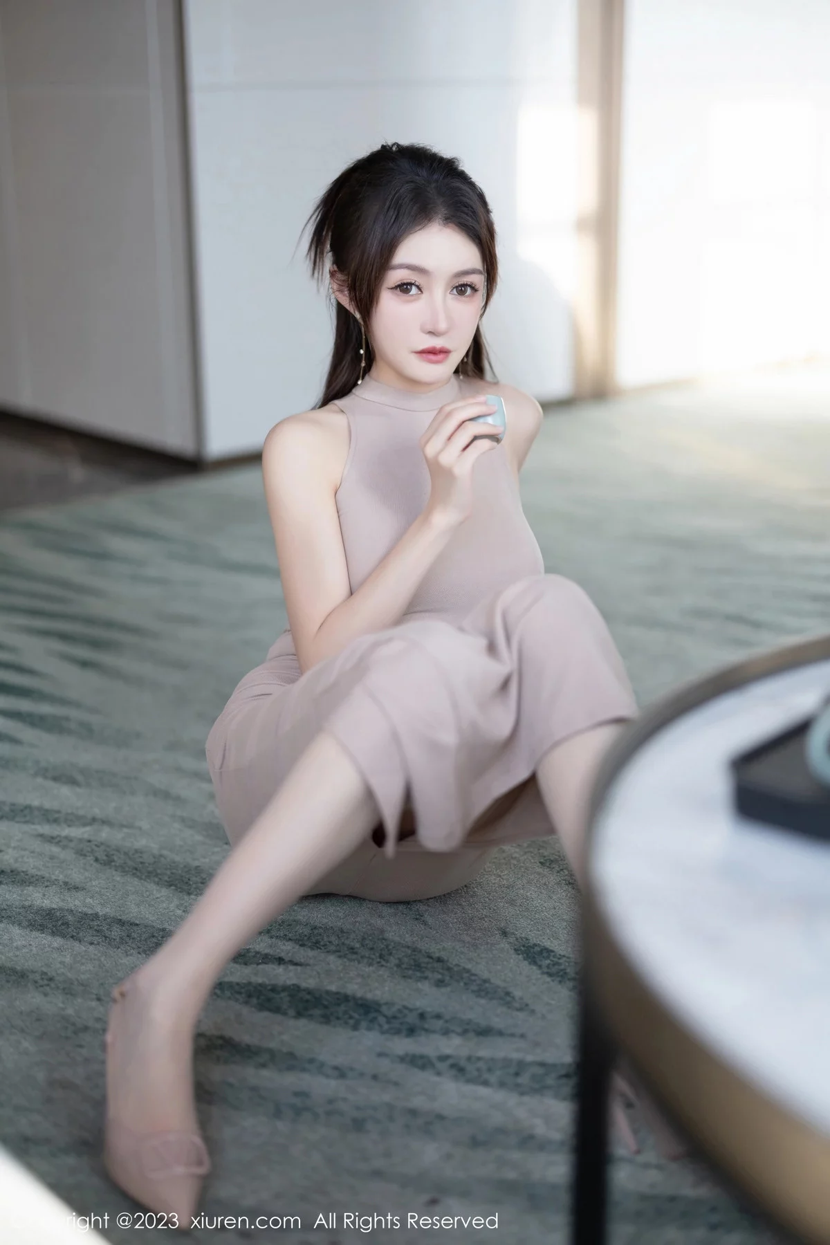 秀人集.com_[XiuRen秀人网]No.7824_模特唐宁宁性感杏色收身连衣长裙配开档肉丝秀曼妙身姿诱惑写真83P