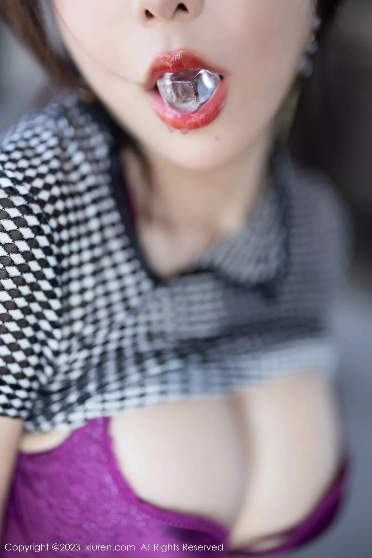 秀人集.com_[XiuRen秀人网]No.7703_女神王馨瑶yanni性感玫红色内衣配超薄无内黑丝惹火诱惑写真81P