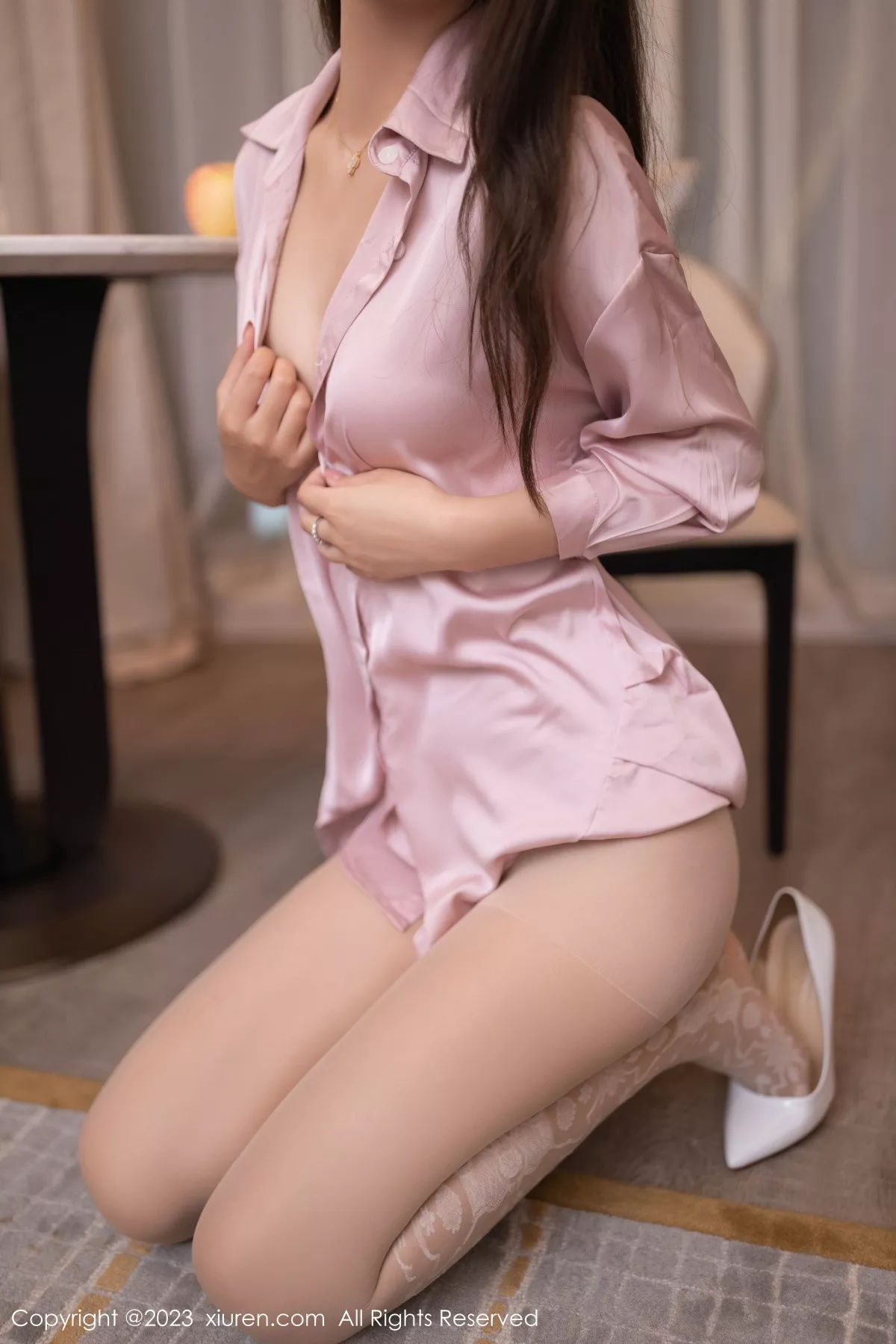 秀人集.com_[XiuRen秀人网]No.7726_模特唐安琪性感粉色衬衫露蓝灰色内衣配超薄肉丝撩人诱惑写真80P