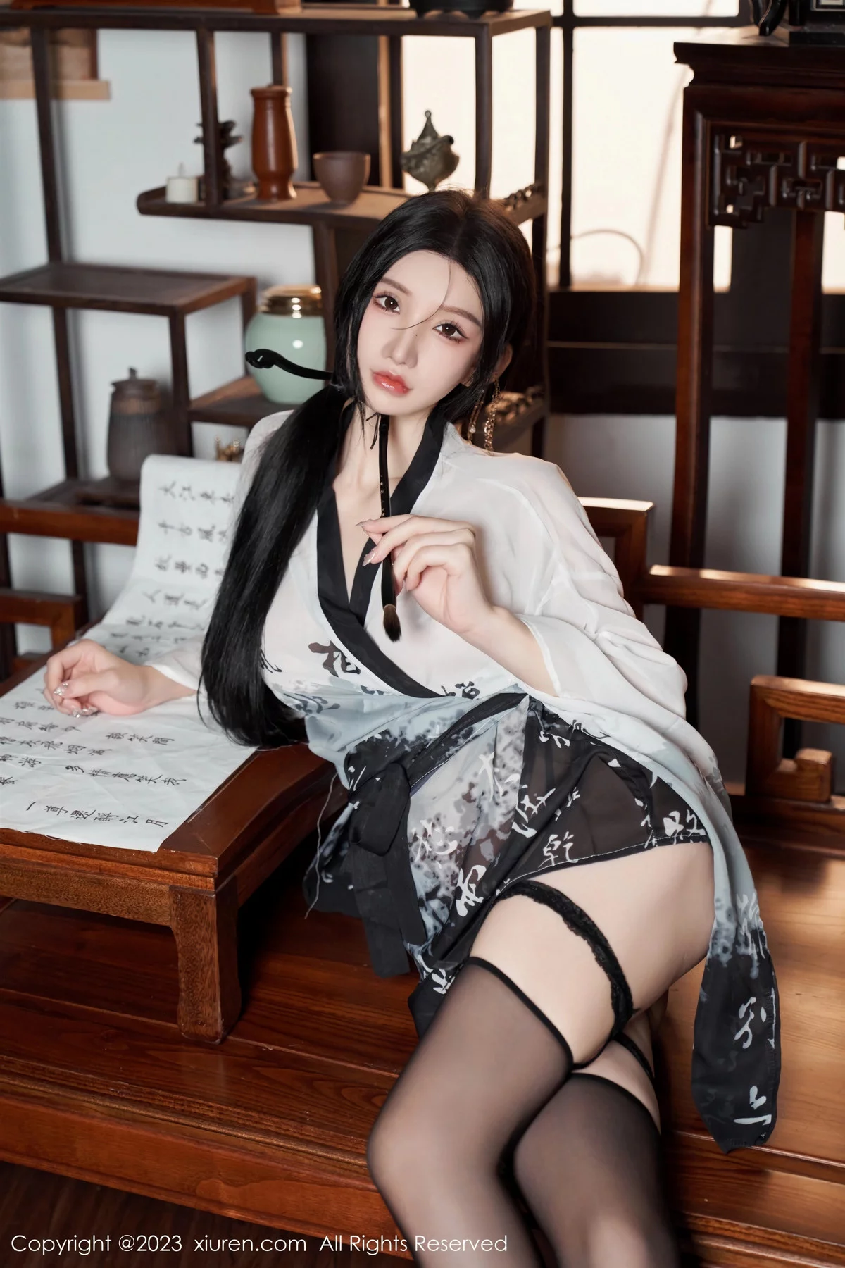 秀人集.com_[XiuRen秀人网]No.7891_女神周于希Sally性感黑白薄透长衫配黑丝袜秀完美身材诱惑写真90P