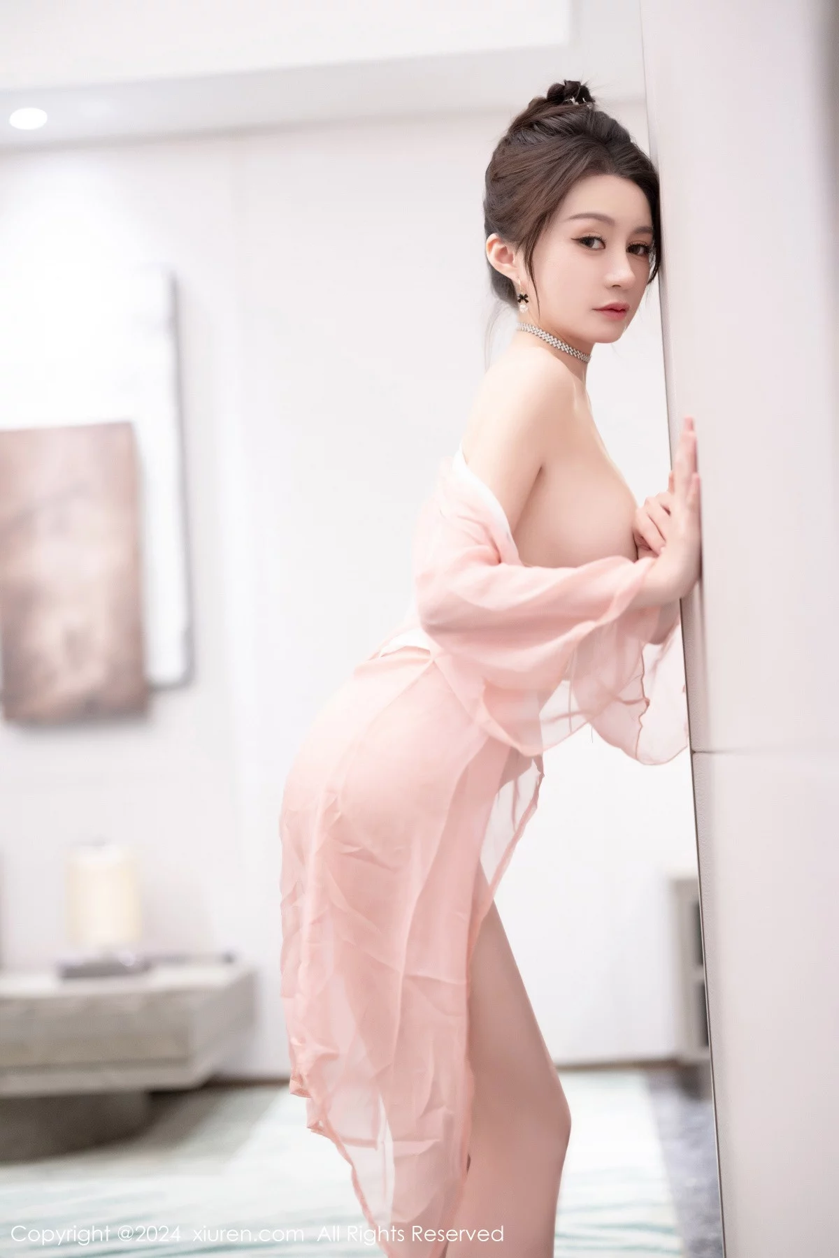 秀人集.com_[XiuRen秀人网]No.7927_模特唐宁宁白色露肩长裙+性感粉色情趣服饰秀惹火身材诱惑写真81P