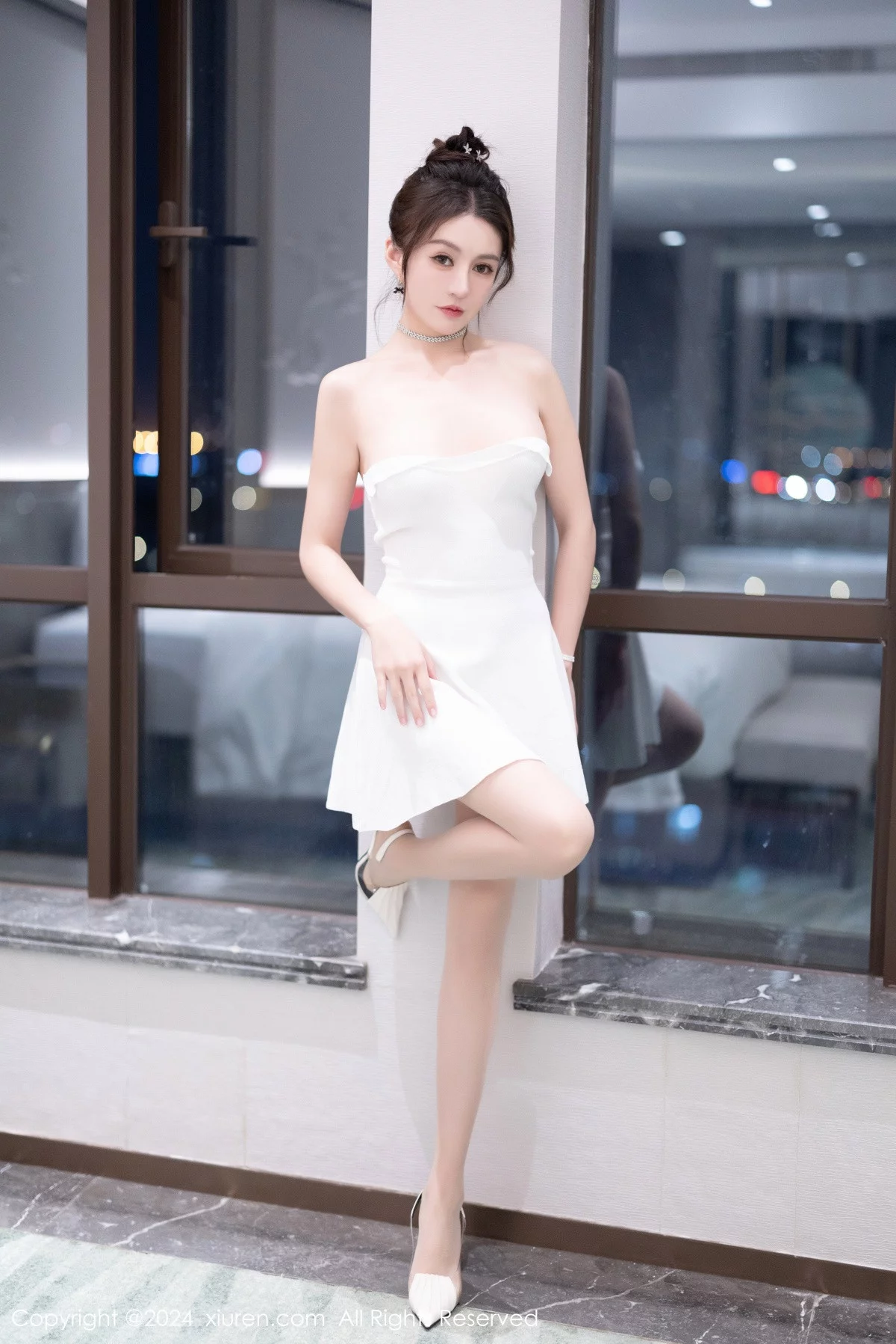 秀人集.com_[XiuRen秀人网]No.7927_模特唐宁宁白色露肩长裙+性感粉色情趣服饰秀惹火身材诱惑写真81P