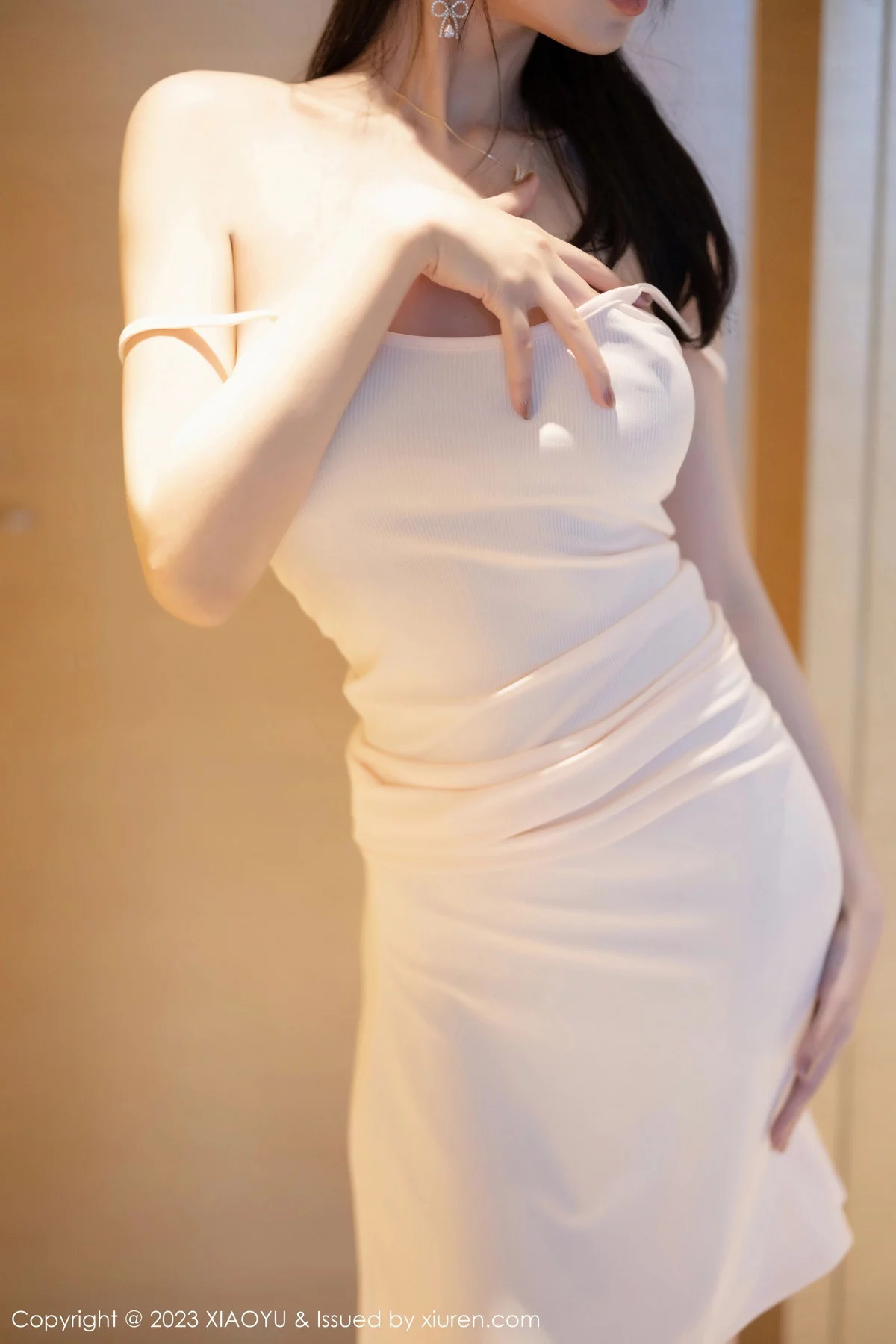 秀人集.com_[XiaoYu画语界]Vol.1167_模特玥儿玥er性感浅粉色连衣长裙配超薄肉丝秀完美身材诱惑写真82P