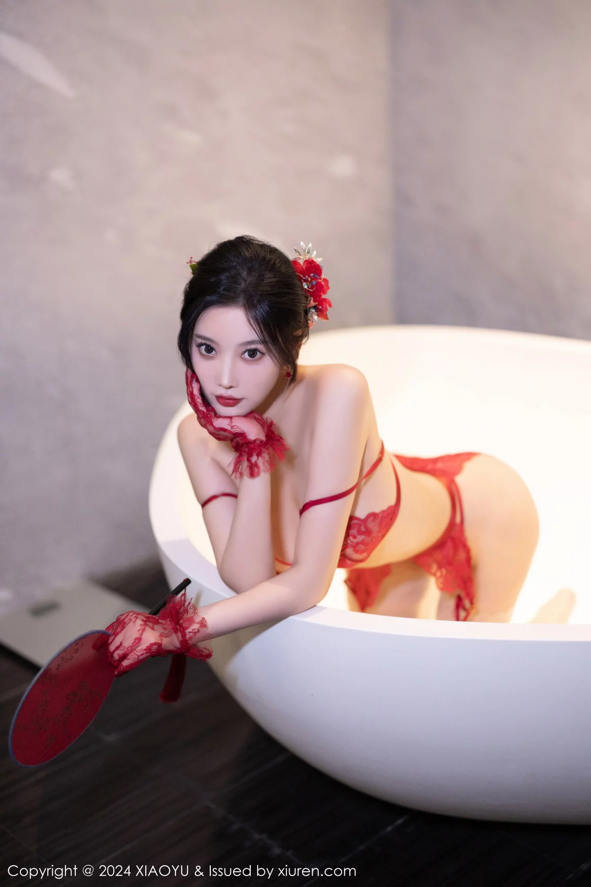秀人集.com_[XiaoYu画语界]Vol.1184_女神杨晨晨Yome红色中式婚服露性感红色蕾丝内衣完美诱惑写真82P