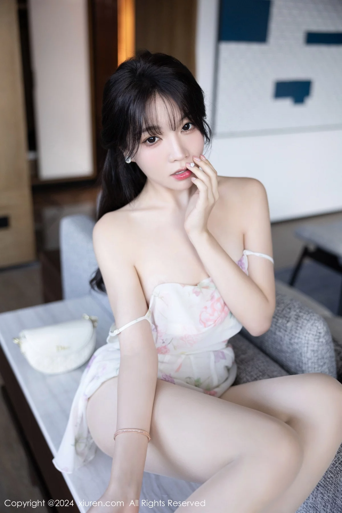 秀人集.com_[XiuRen秀人网]No.7959_女神徐莉芝Booty性感白色短裙+黑色情趣服饰秀曼妙身姿诱惑写真82P